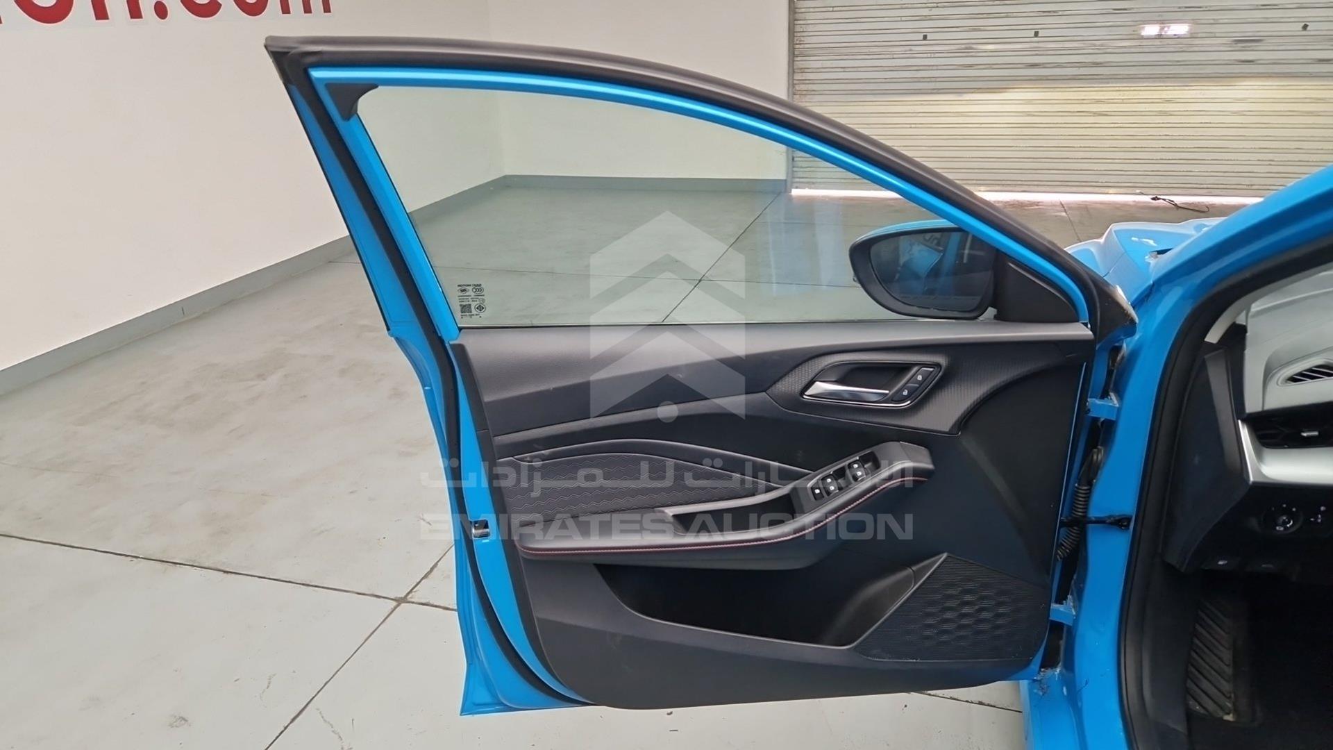 2023 MG GT VIN: LSJA36U95PN021106