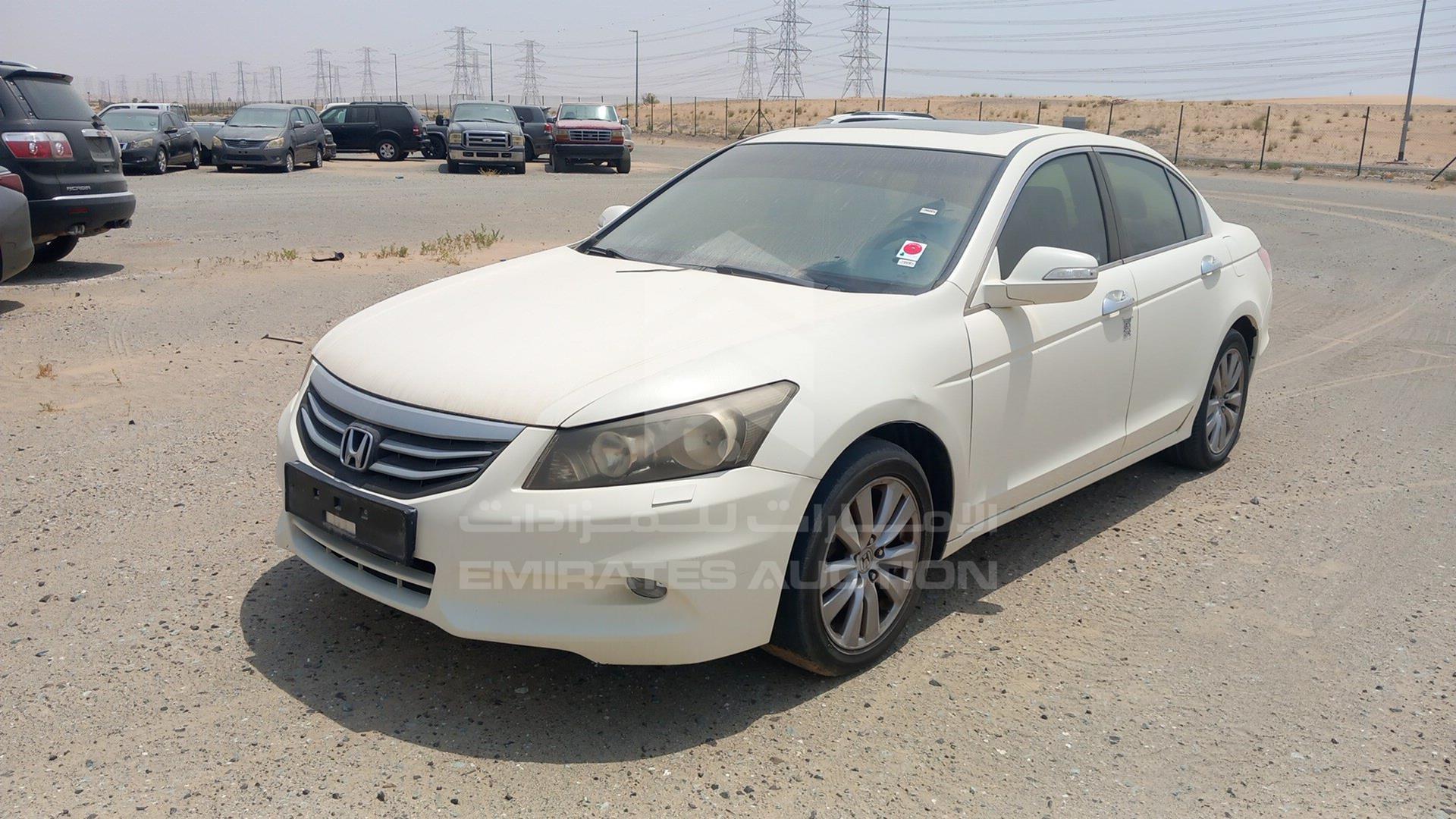 2011 HONDA ACCORD VIN: JHMCP3673BC400200
