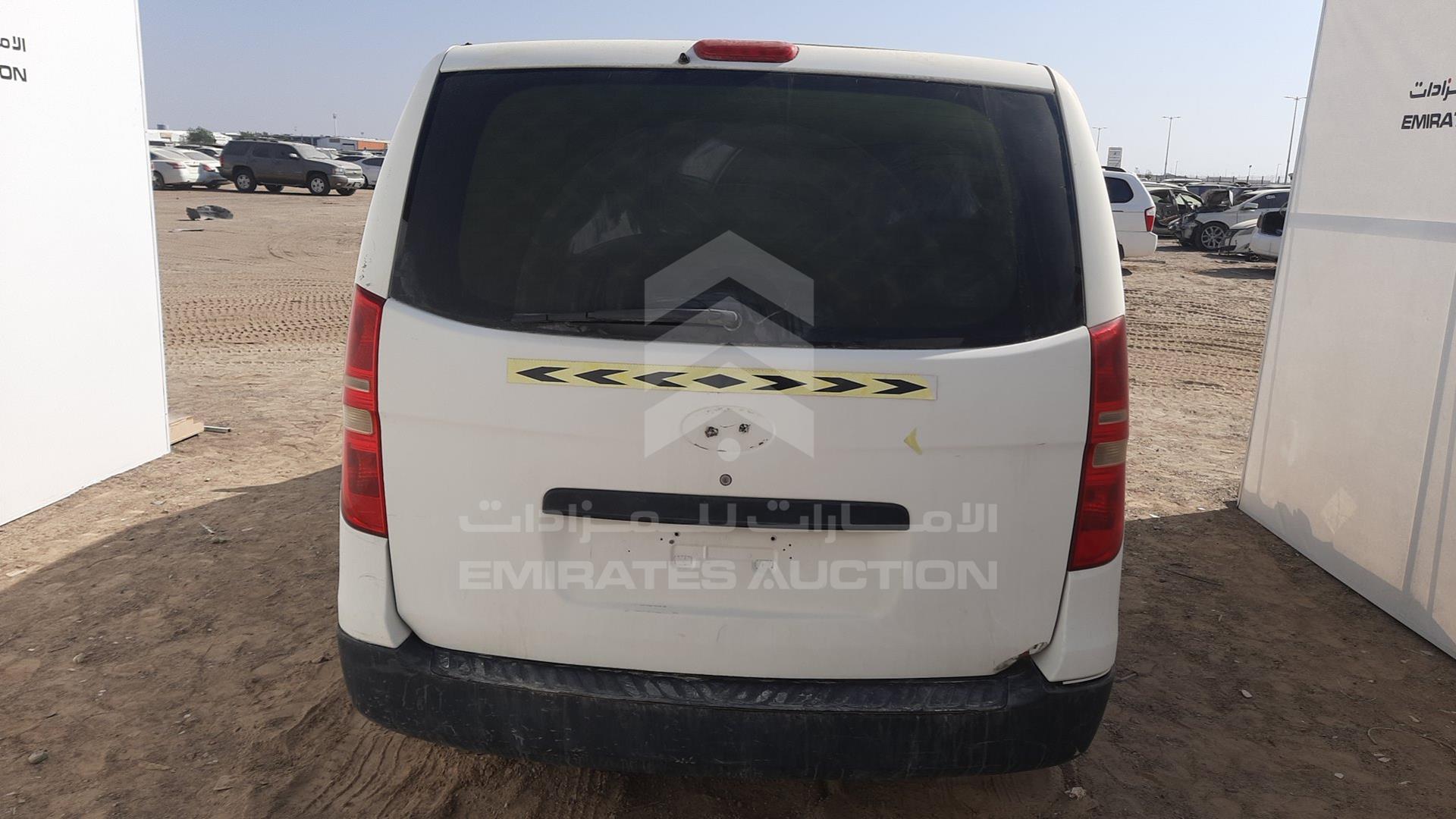 2012 HYUNDAI H1 VIN: KMHWG81R9CU464169
