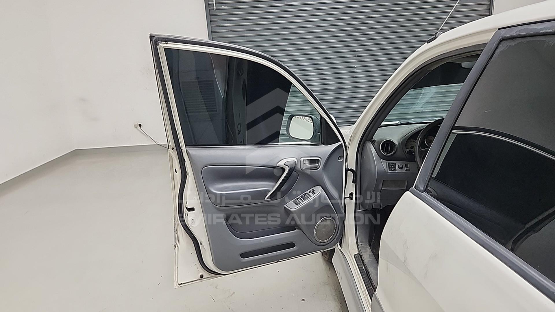 2003 TOYOTA RAV-4 VIN: JTEHH20V330258368