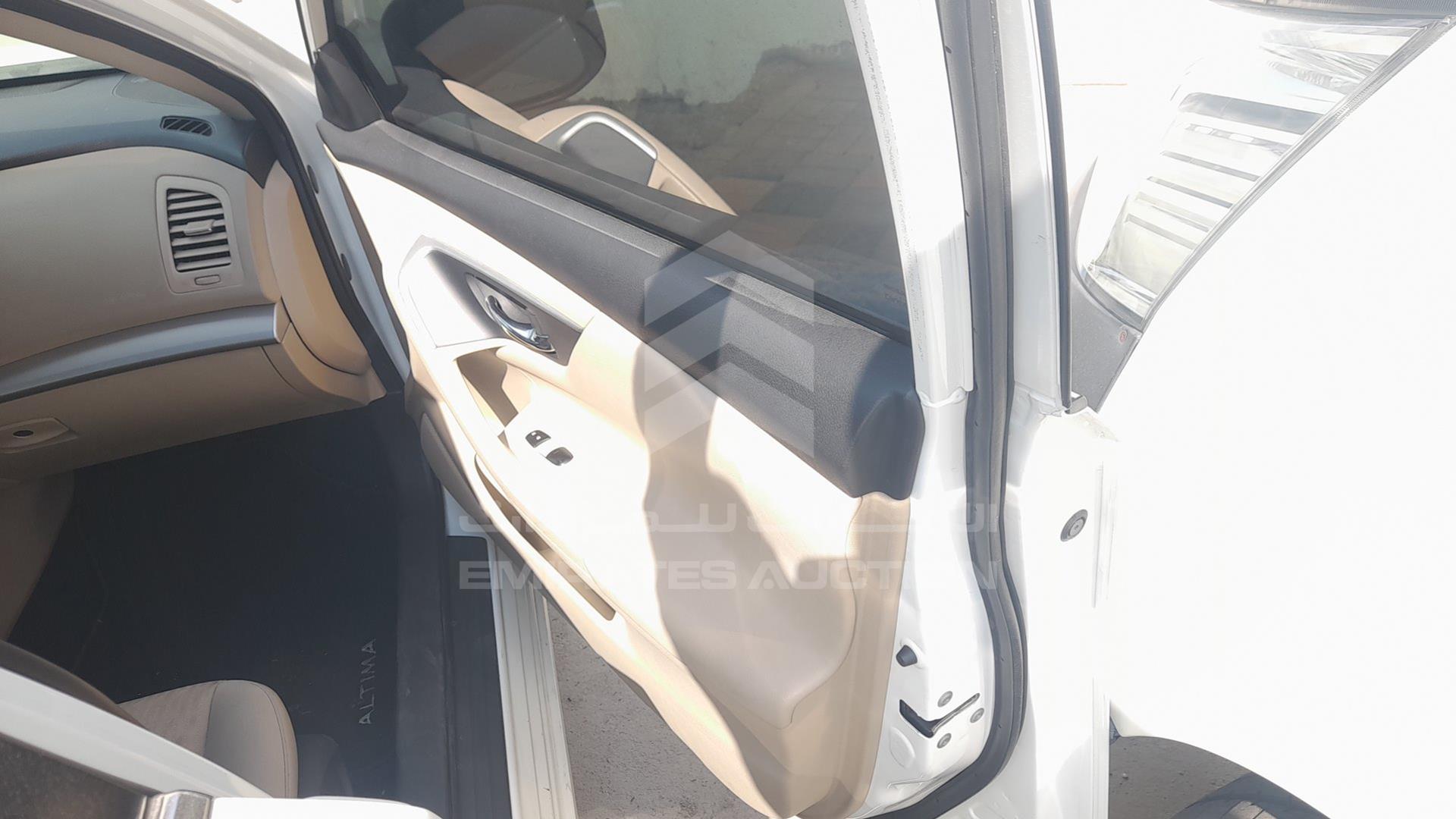 2018 NISSAN ALTIMA VIN: 1N4AL3A97JC273937