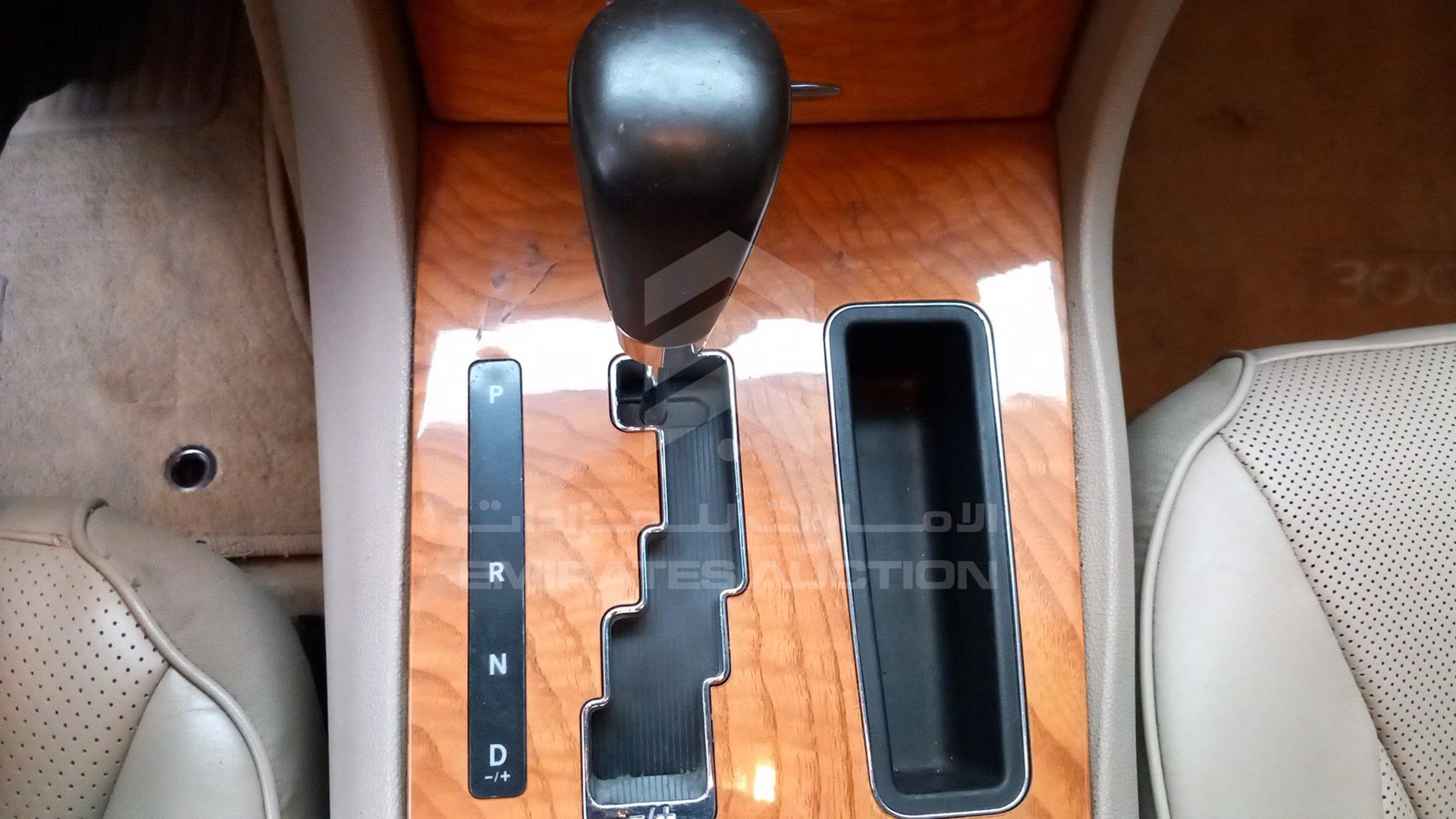 2013 CHRYSLER 300 C VIN: 2C3CCAET8DH644333