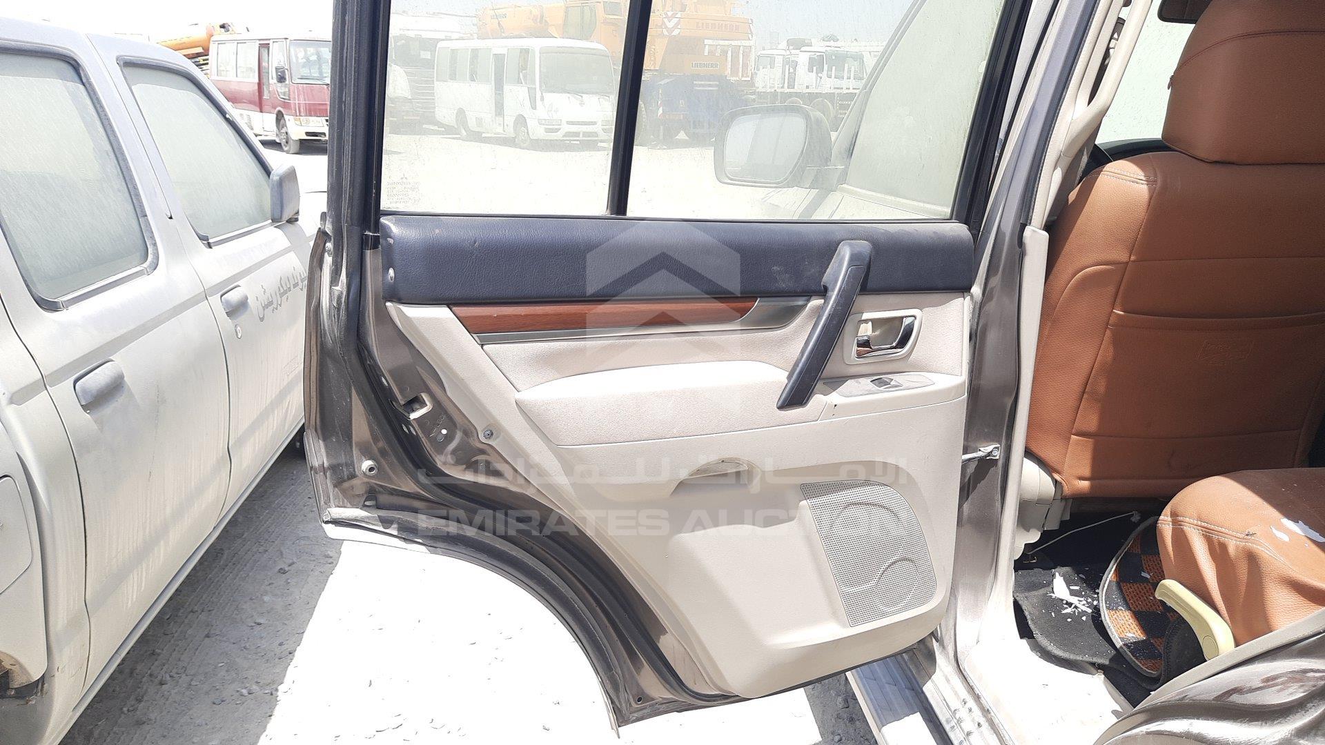JMYLRV93W9J707267 - 2009 Mitsubishi Pajero - #425838