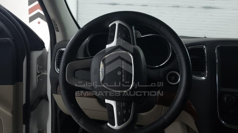 1C4SDJDTXFC864276 Auction: EmiratesAuction Lot: 405557 1C4SDJDTXFC864276 Dodge Durango 2015 WHITE Photo 13