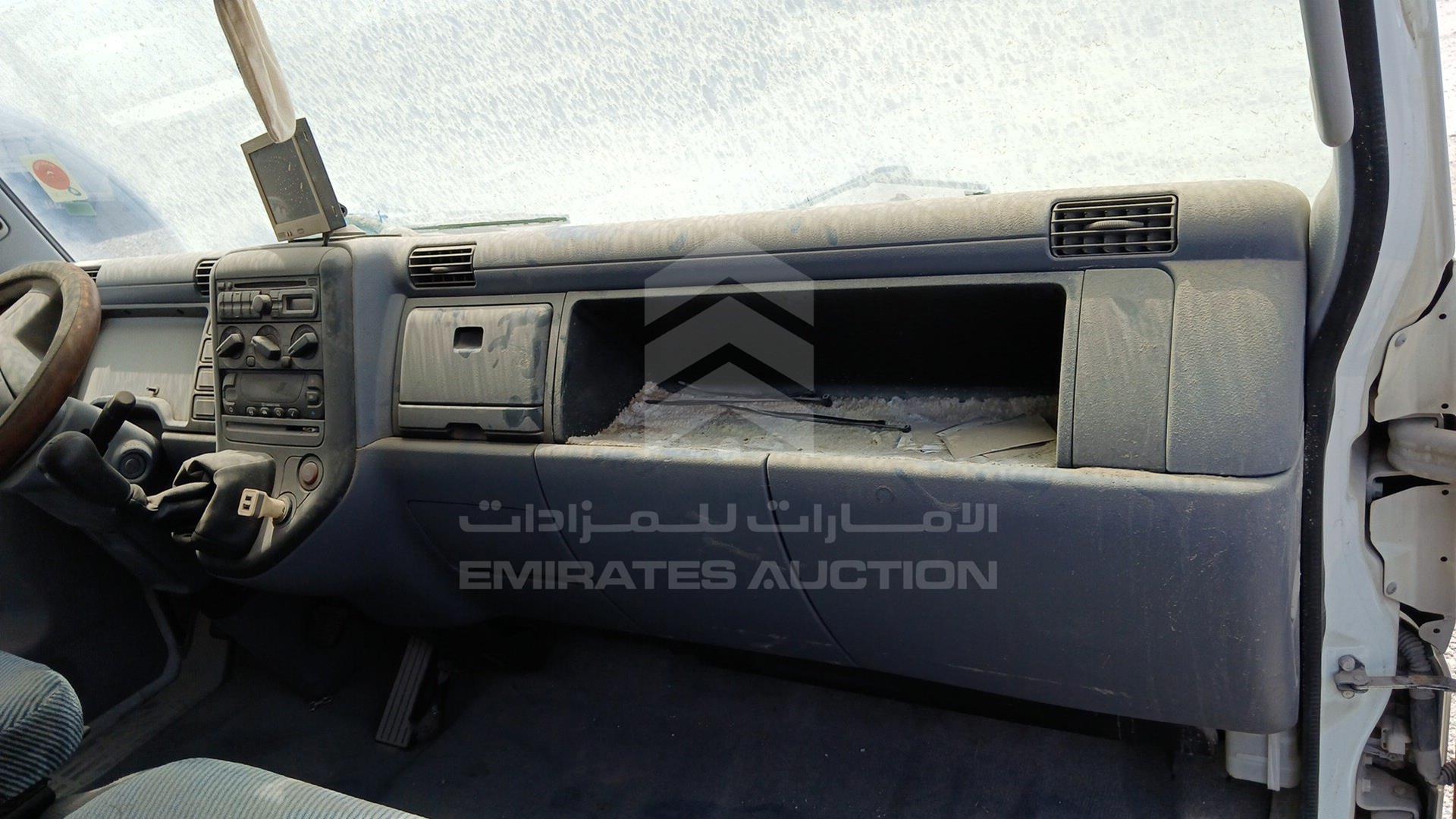 2014 MITSUBISHI CANTER VIN: JL6B6E6P4EK013975