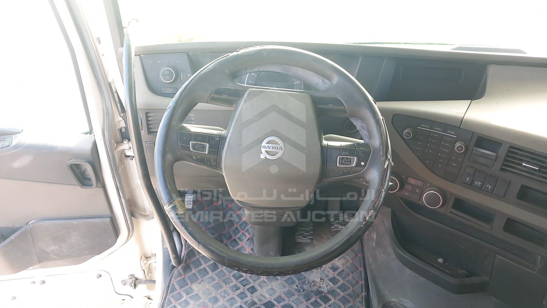 2014 VOLVO FH VIN: YV2RS02D8EA767491
