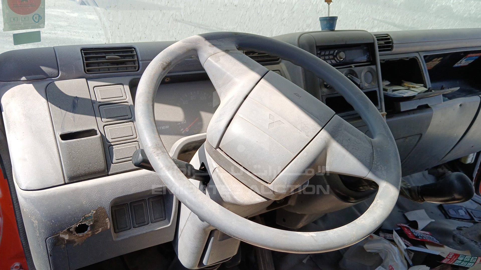 2005 MITSUBISHI CANTER VIN: JL7BCE1J05K015780