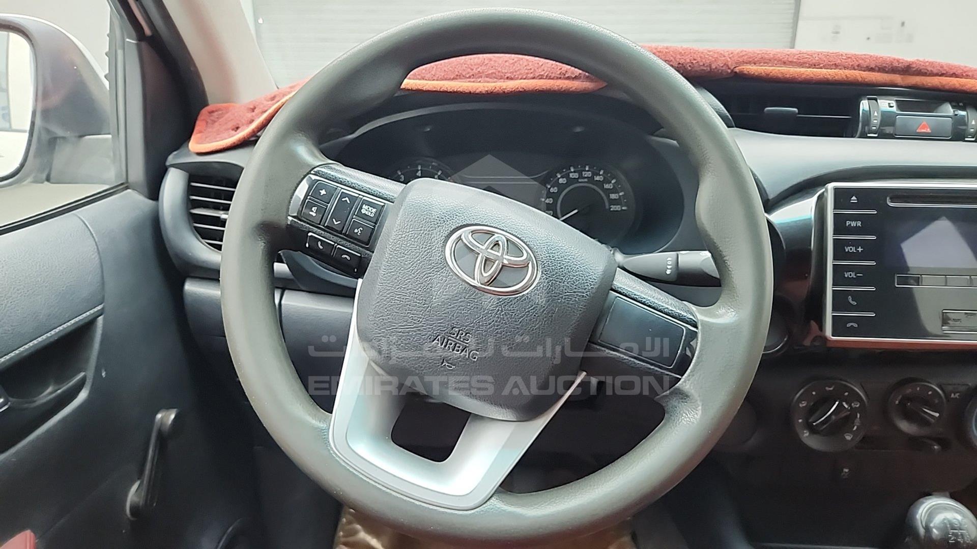 2017 TOYOTA HILUX VIN: MR0CX8CD6H0541749