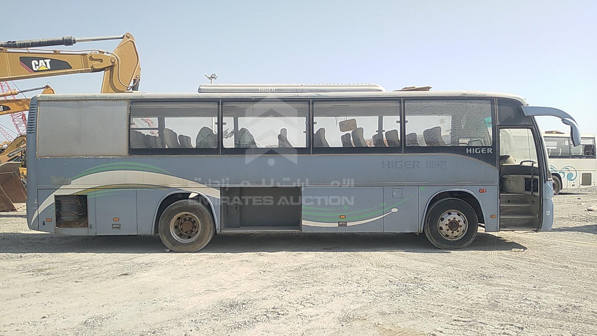2010 HIGER BUS VIN: LKLR1FSDXAB537462