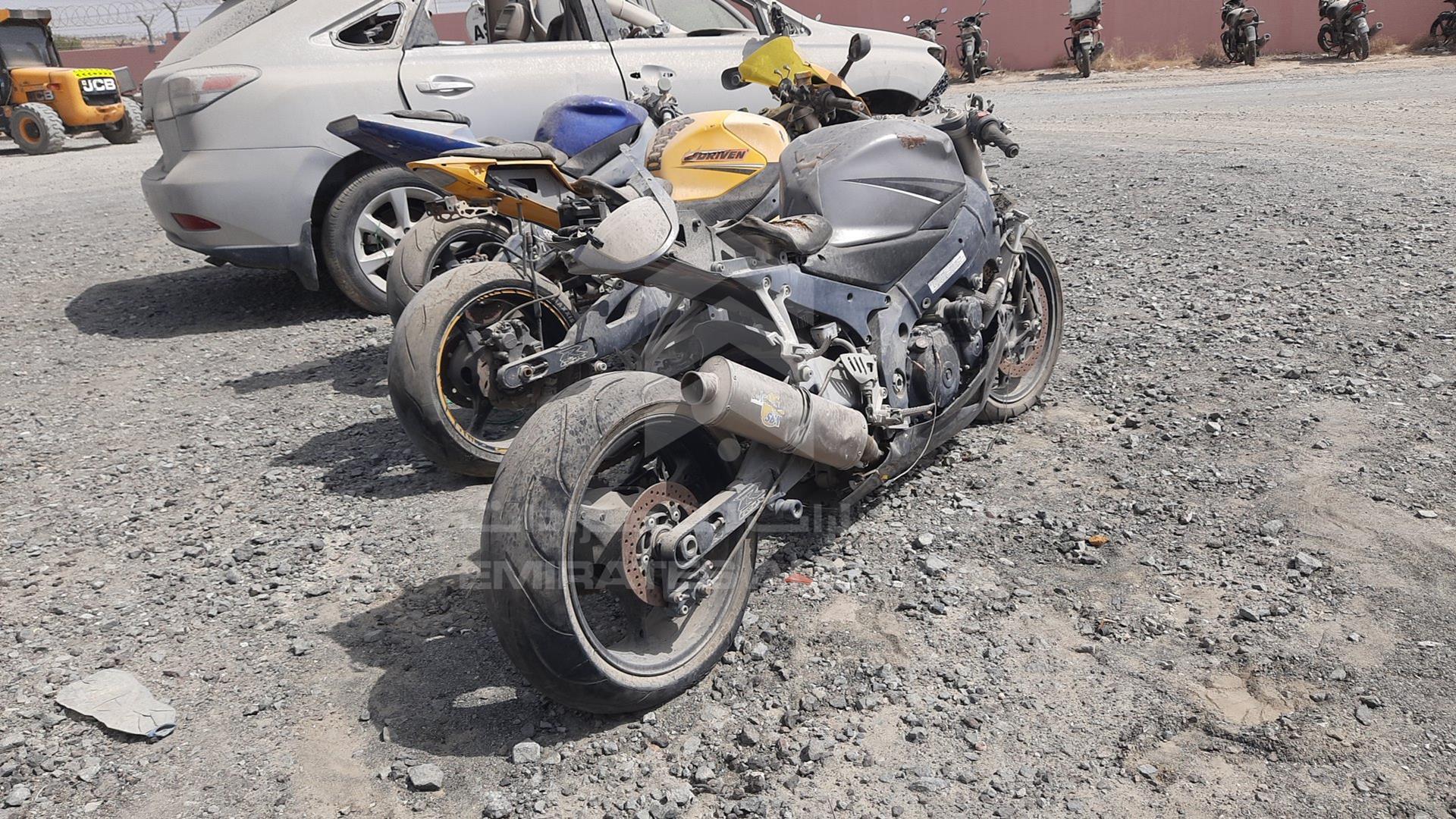 2006 SUZUKI MOTORBIKE VIN: JS1GT76A762102112