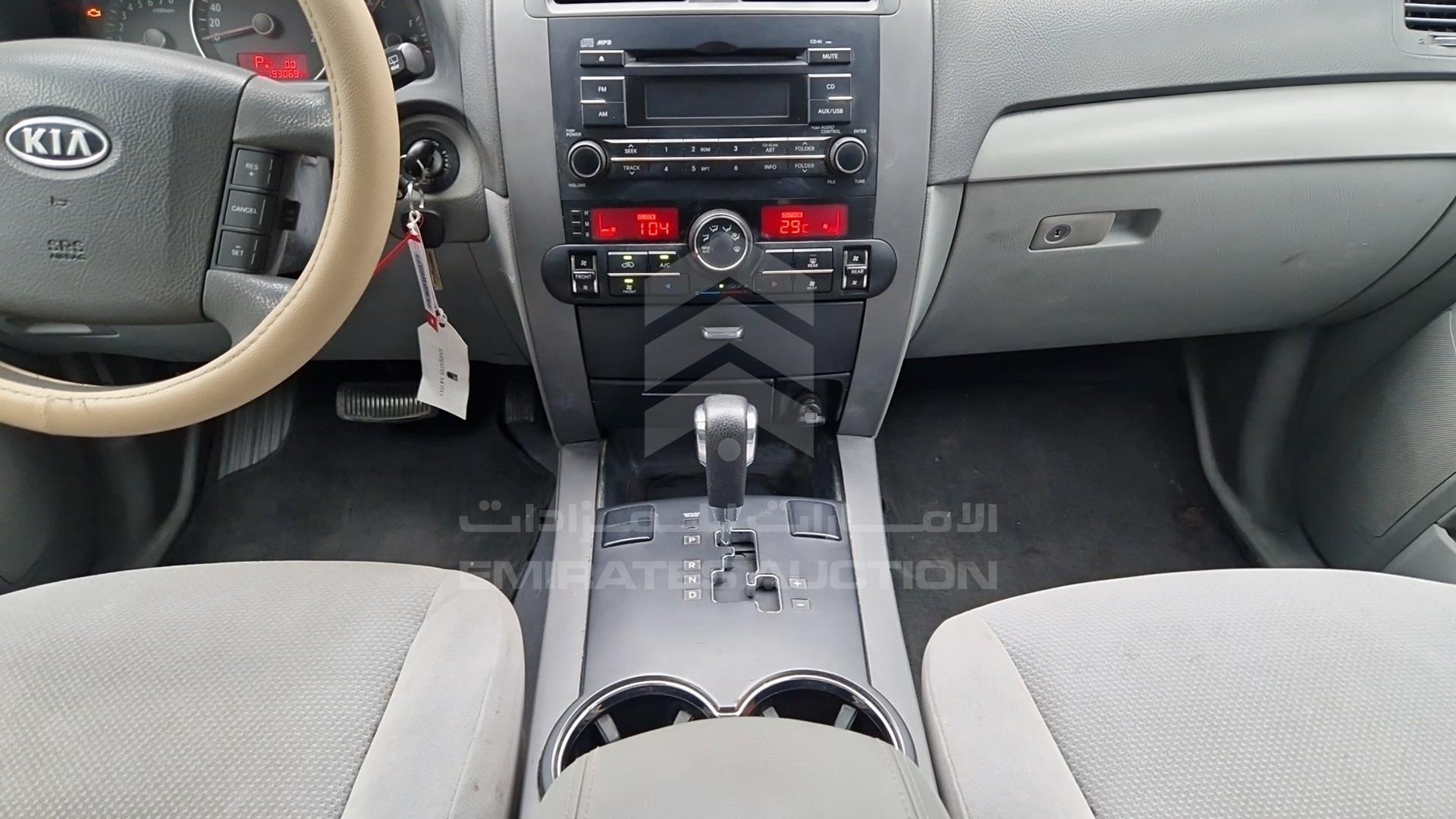 2011 KIA MOHAVE VIN: KNAKN8115B5066367