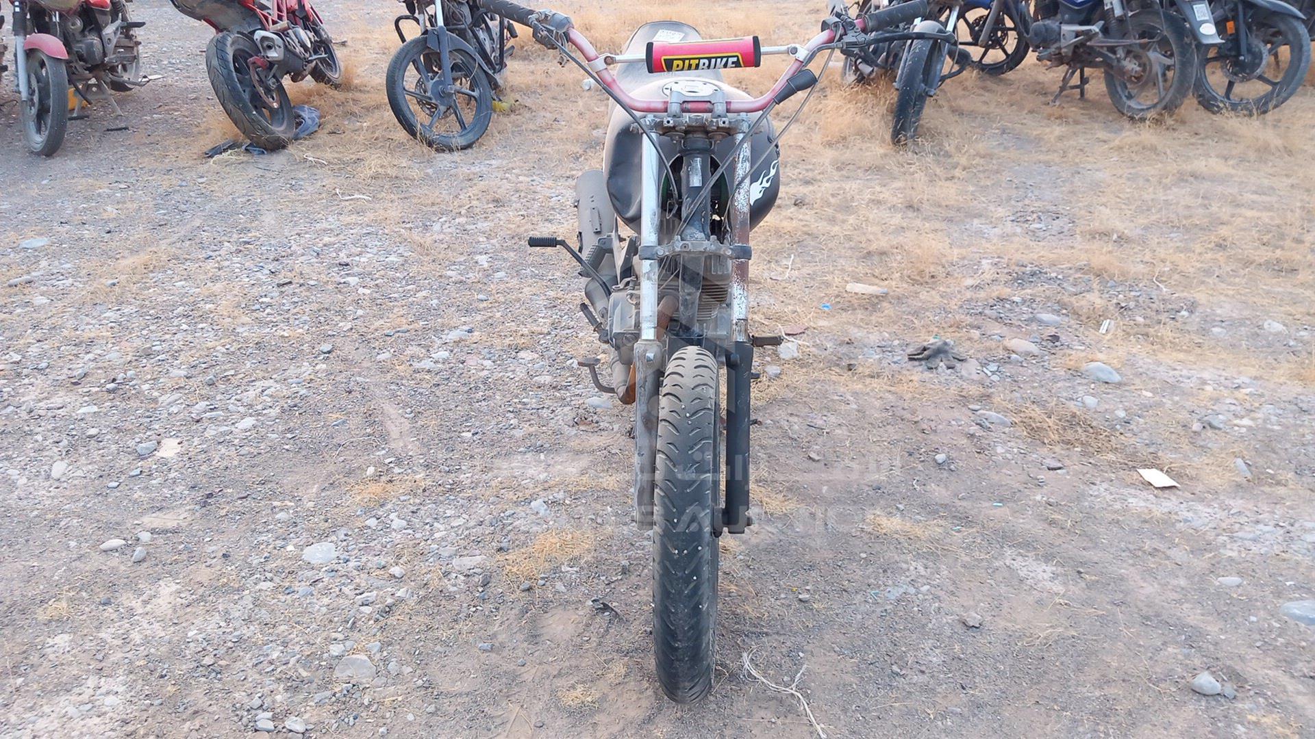 2011 HONDA CBF 150 VIN: ME4KC09CAB8074953