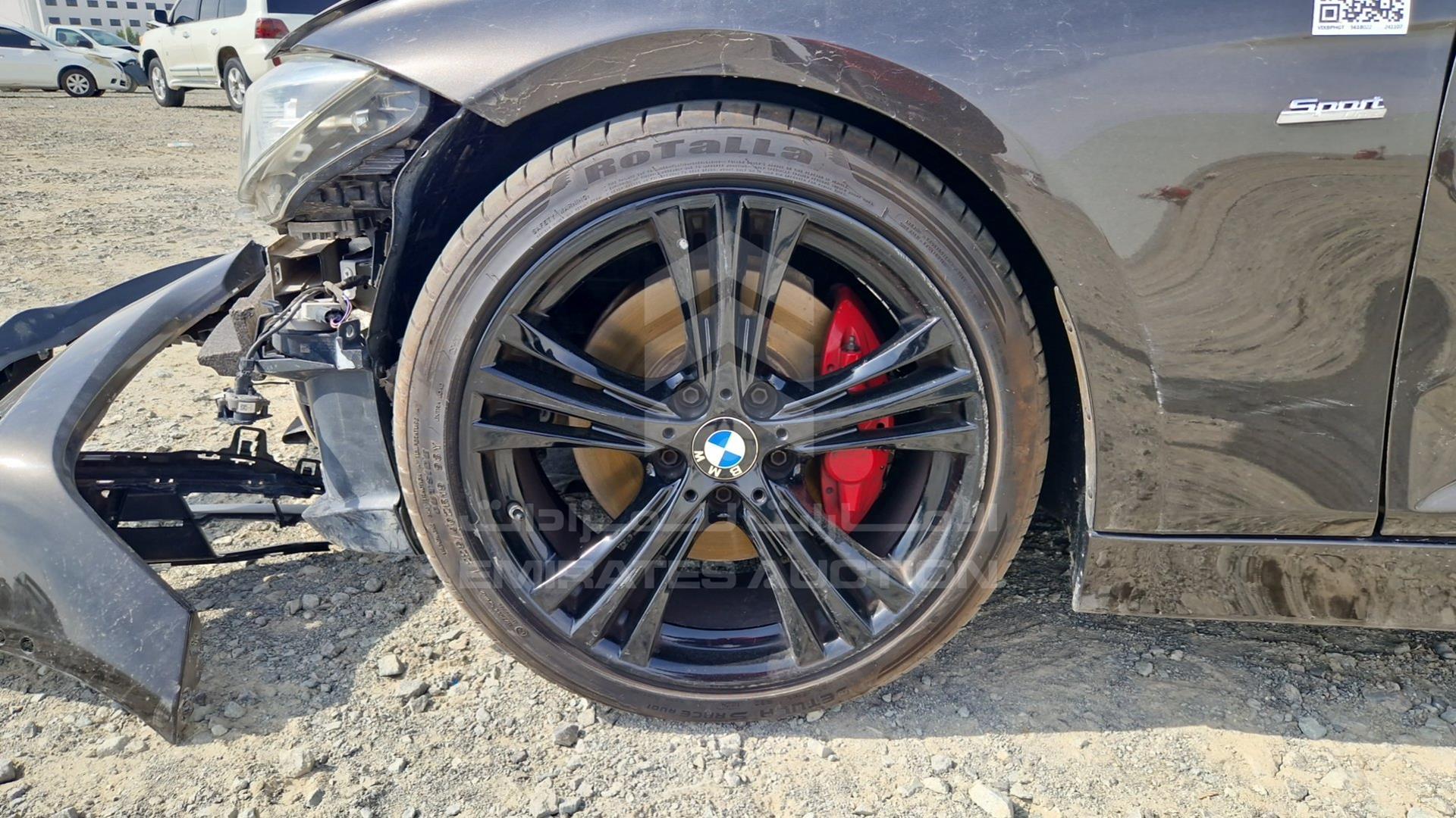 2016 BMW 340I VIN: WBA8B3104GK381330