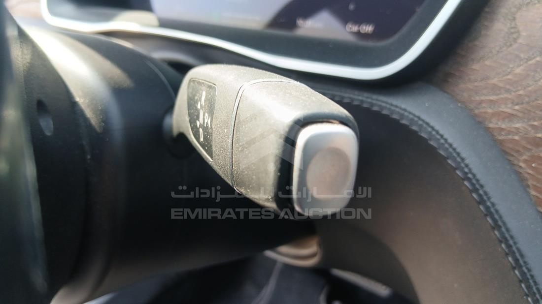 2018 Tesla Model S — Gear View — Photo 19