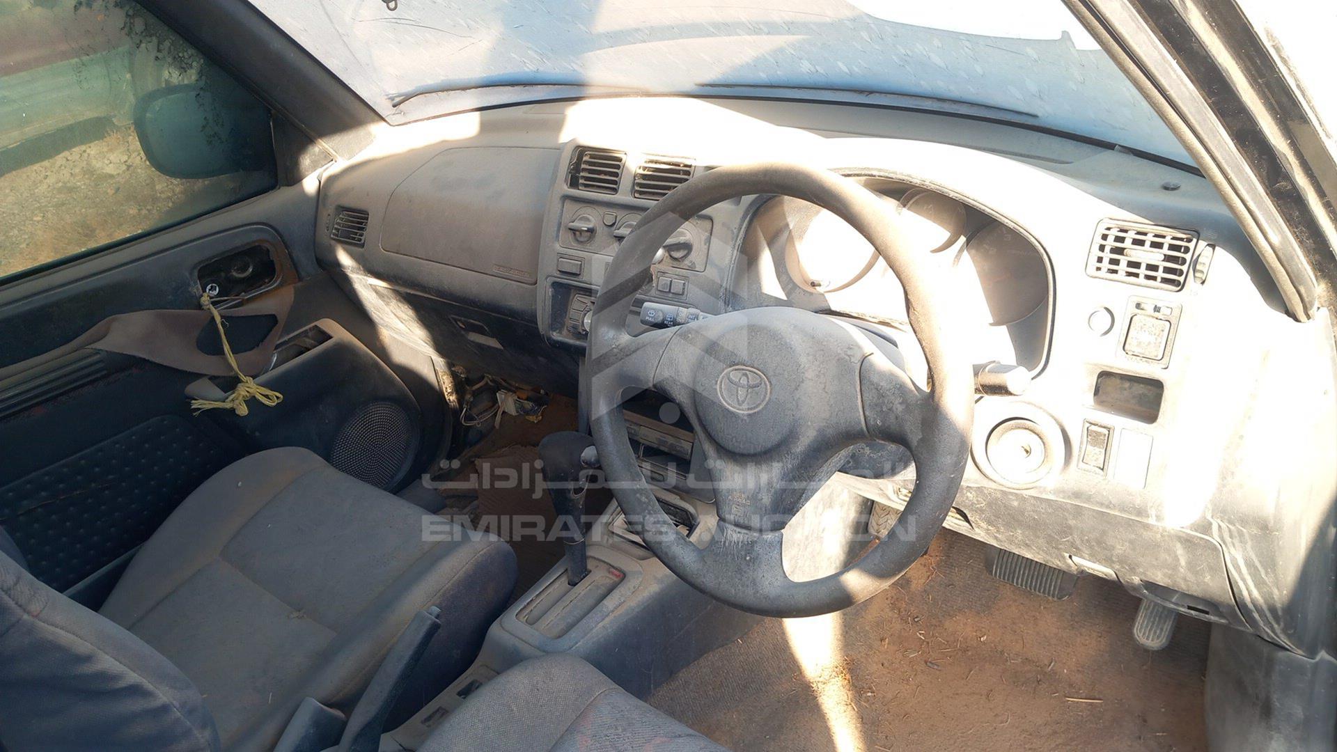 0 TOYOTA RAV-4 VIN: SXA100207975