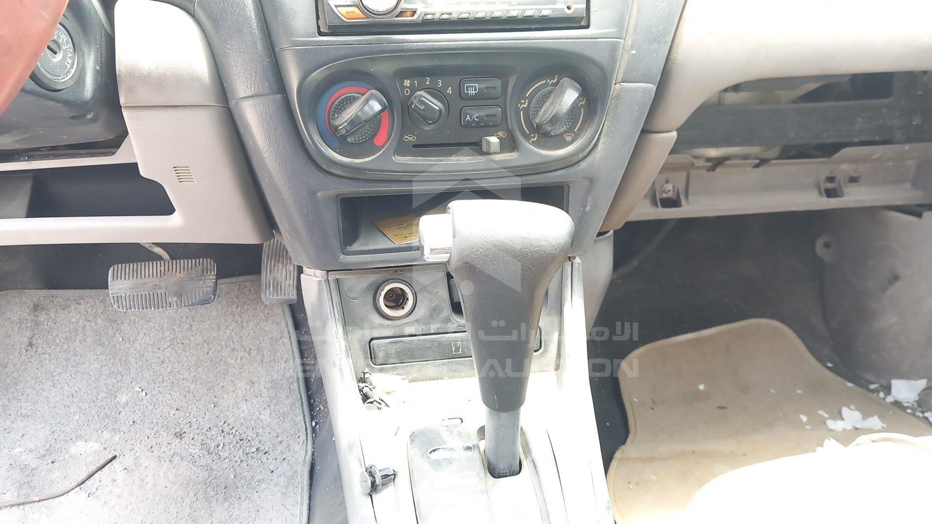 2003 NISSAN SUNNY VIN: JN1EN61S03W059774