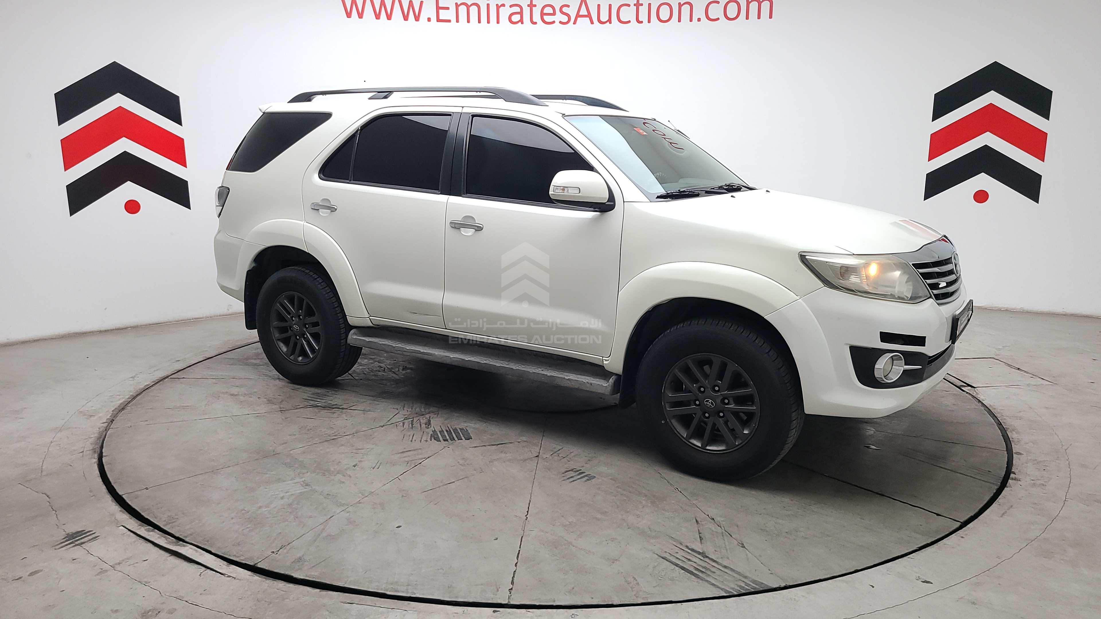 MHFYU59G9F7040120 - 2015 Toyota Fortuner - #460919