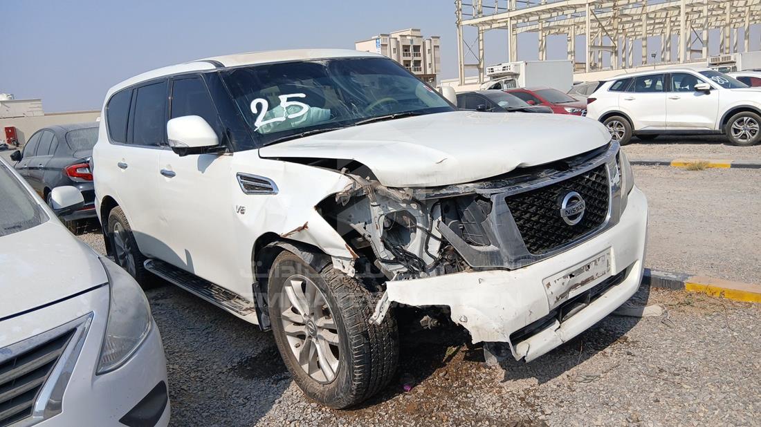 2013 Nissan Patrol — Front Right Angle — Photo 9