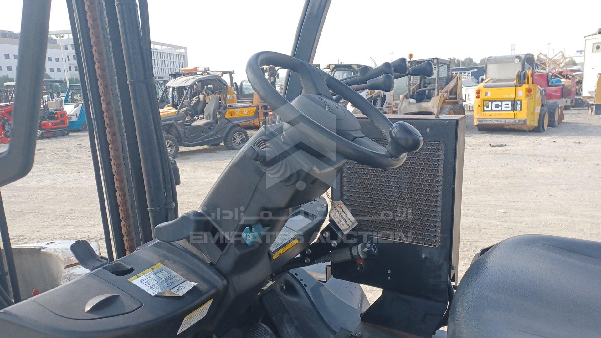 2015 TOYOTA FORKLIFT VIN: 8FGJ3530434