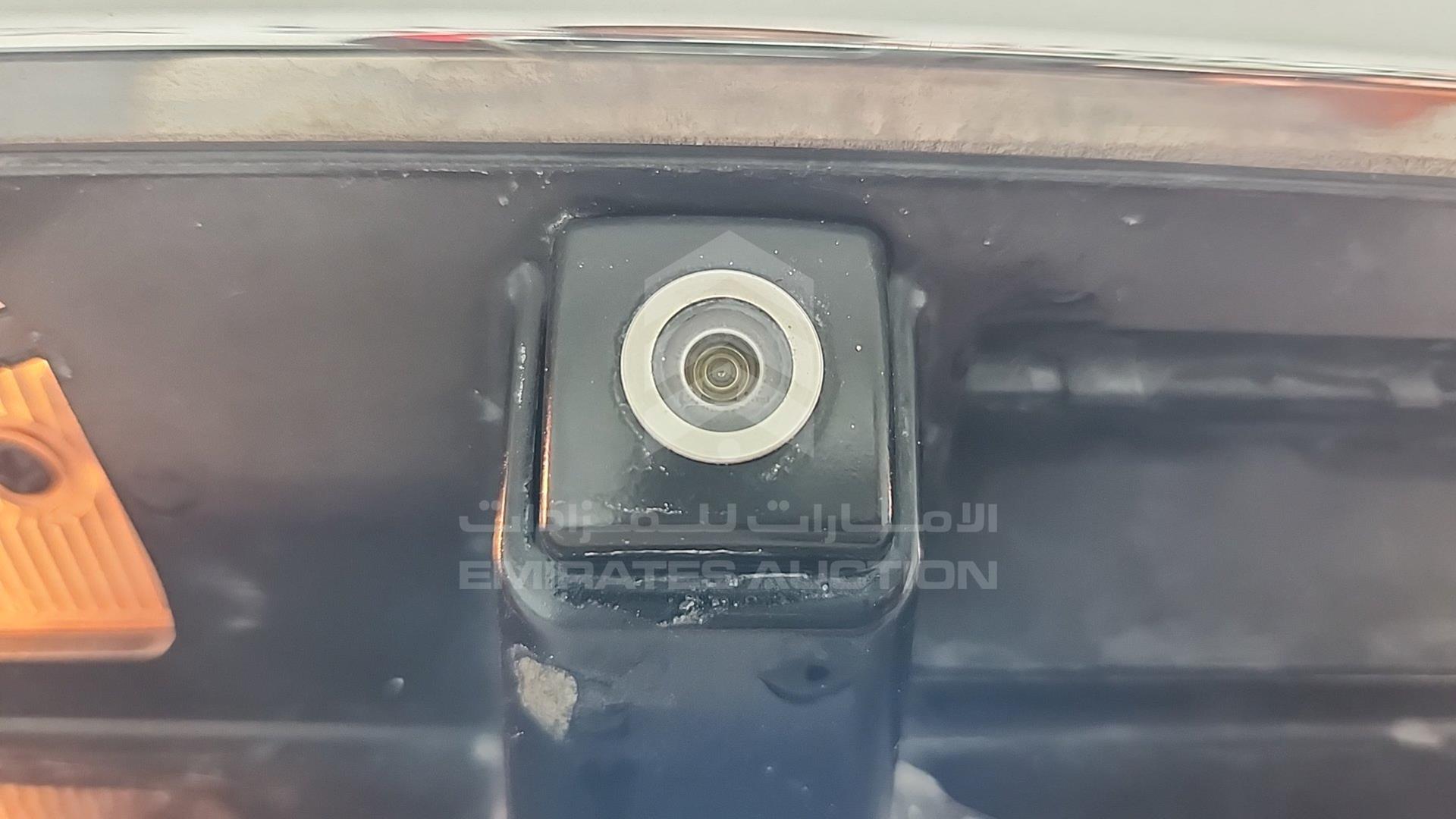 2016 KIA SEDONA VIN: KNDMA5C18G6118093