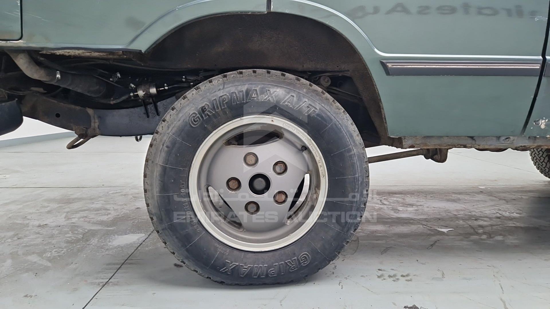 1984 LAND ROVER RANGE ROVER VIN: SALLHAMM4GA421015