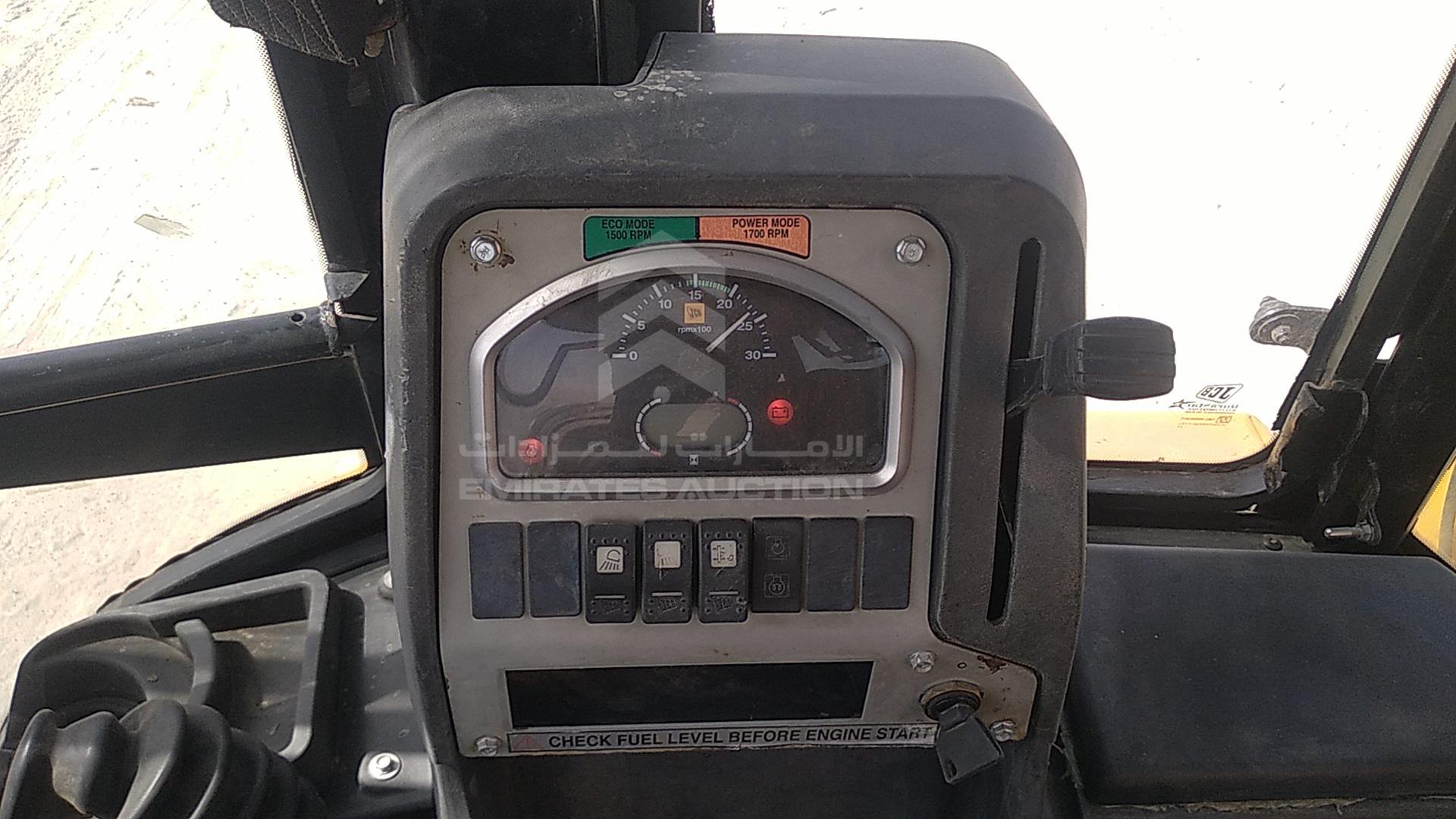 2017 JCB 3DX VIN: HAR3DXSUE01492455