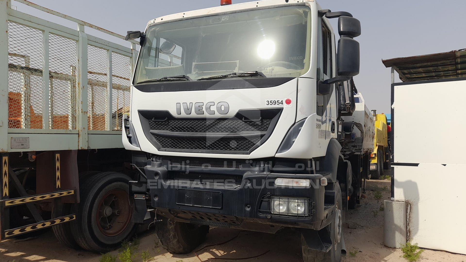 0 IVECO --- VIN: WJMF3TRS4EC282502