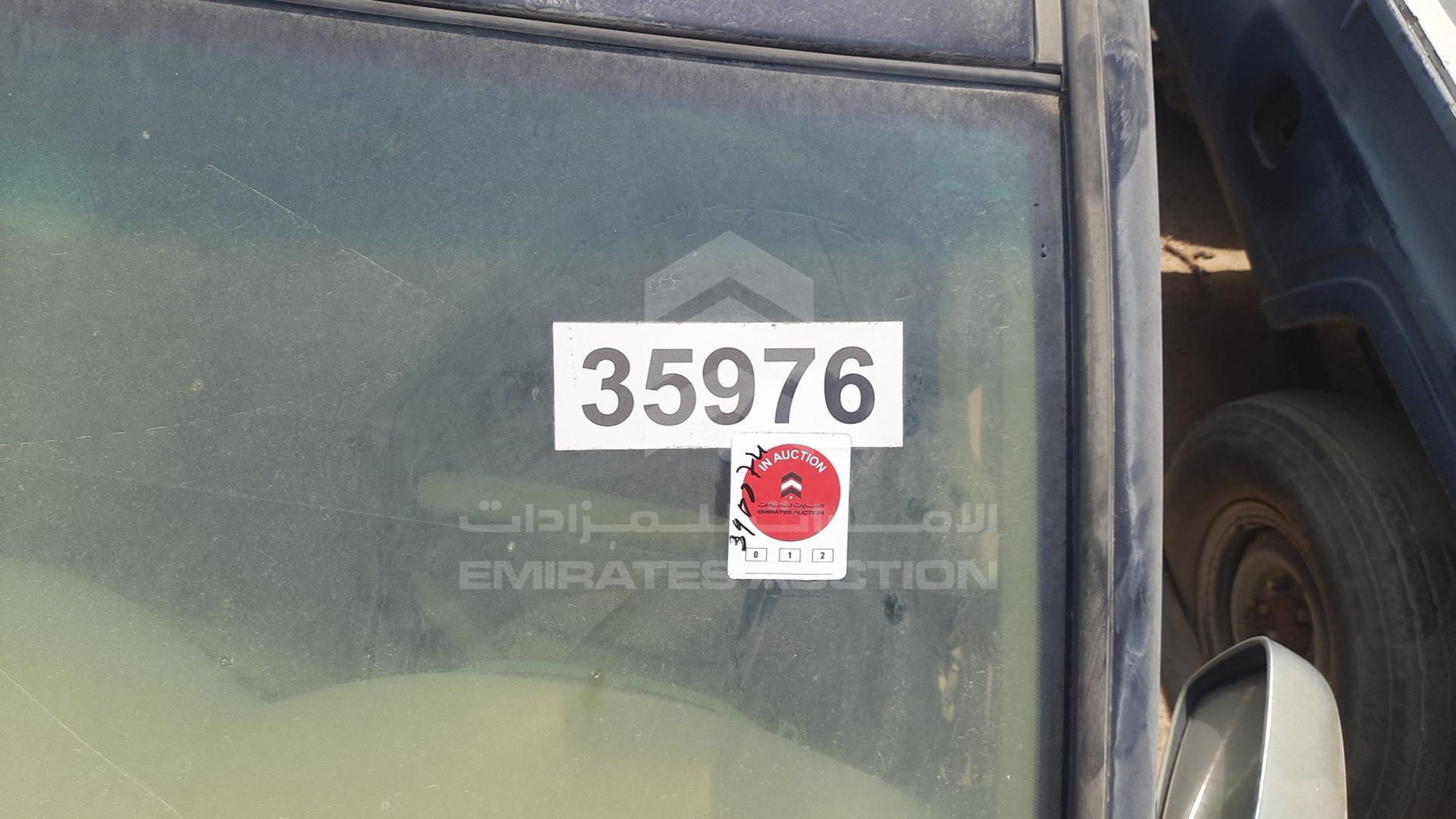 2004 TOYOTA LAND CRUISER VIN: JTECB09J443013434