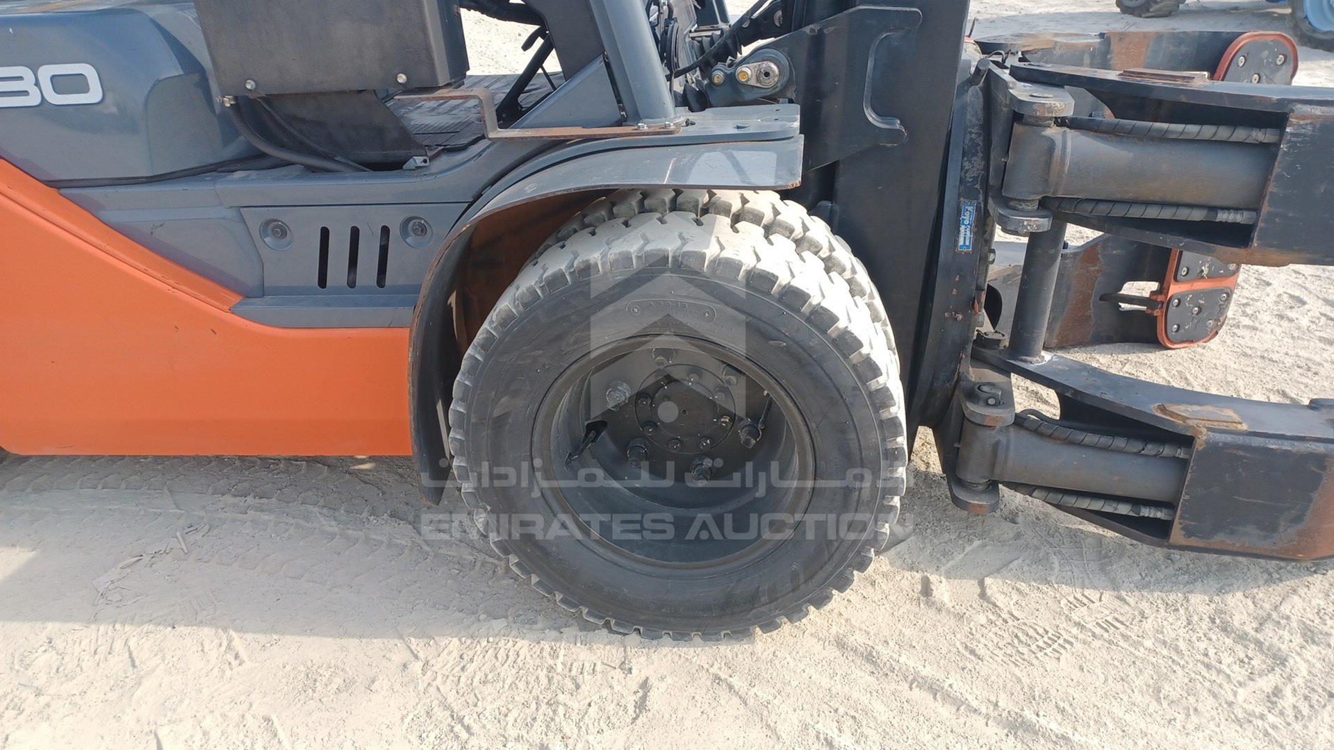 2015 TOYOTA FORKLIFT VIN: 8FGJ3530434