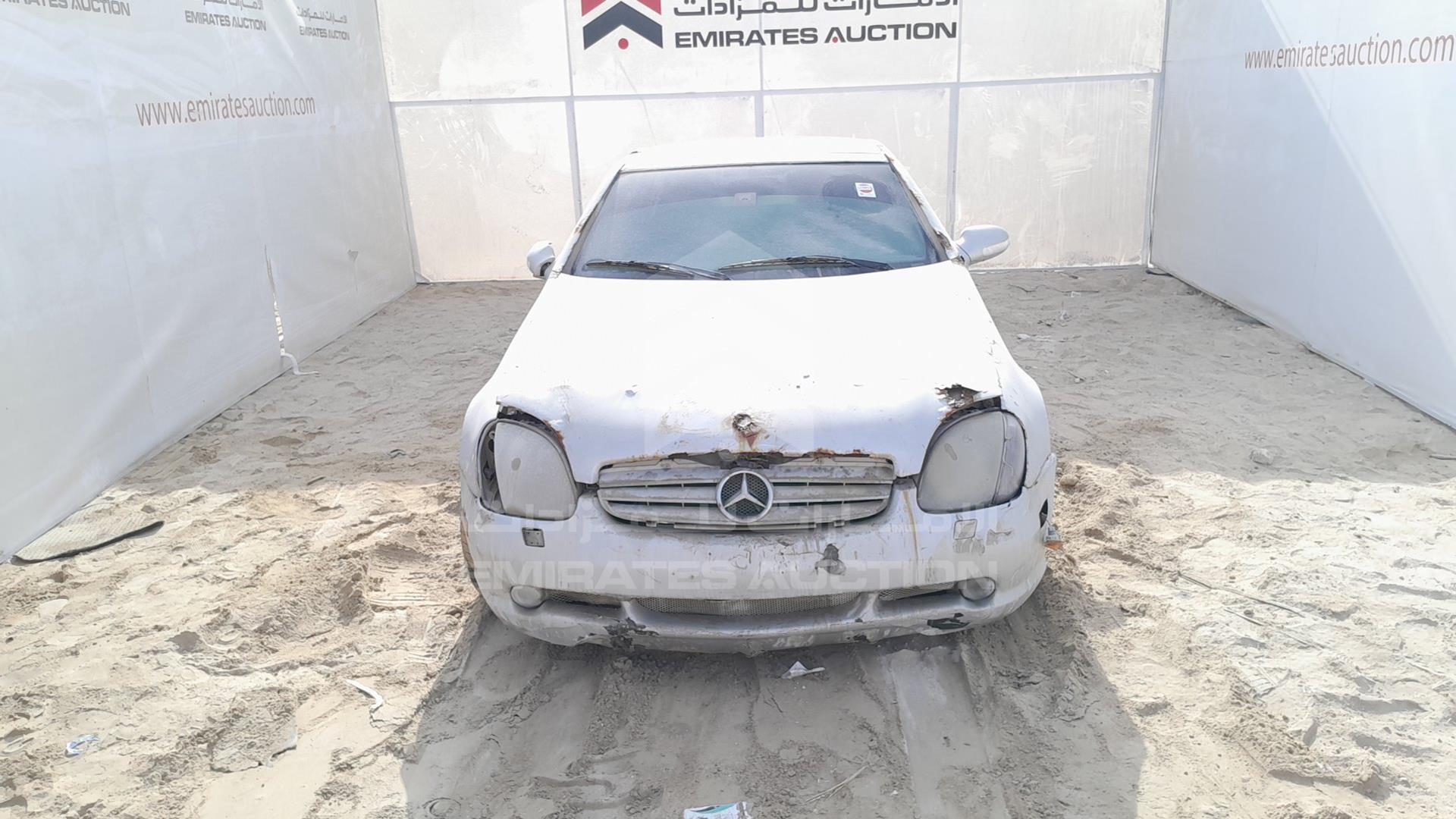 2001 MERCEDES SLK230 VIN: WDBKK49F61F206986