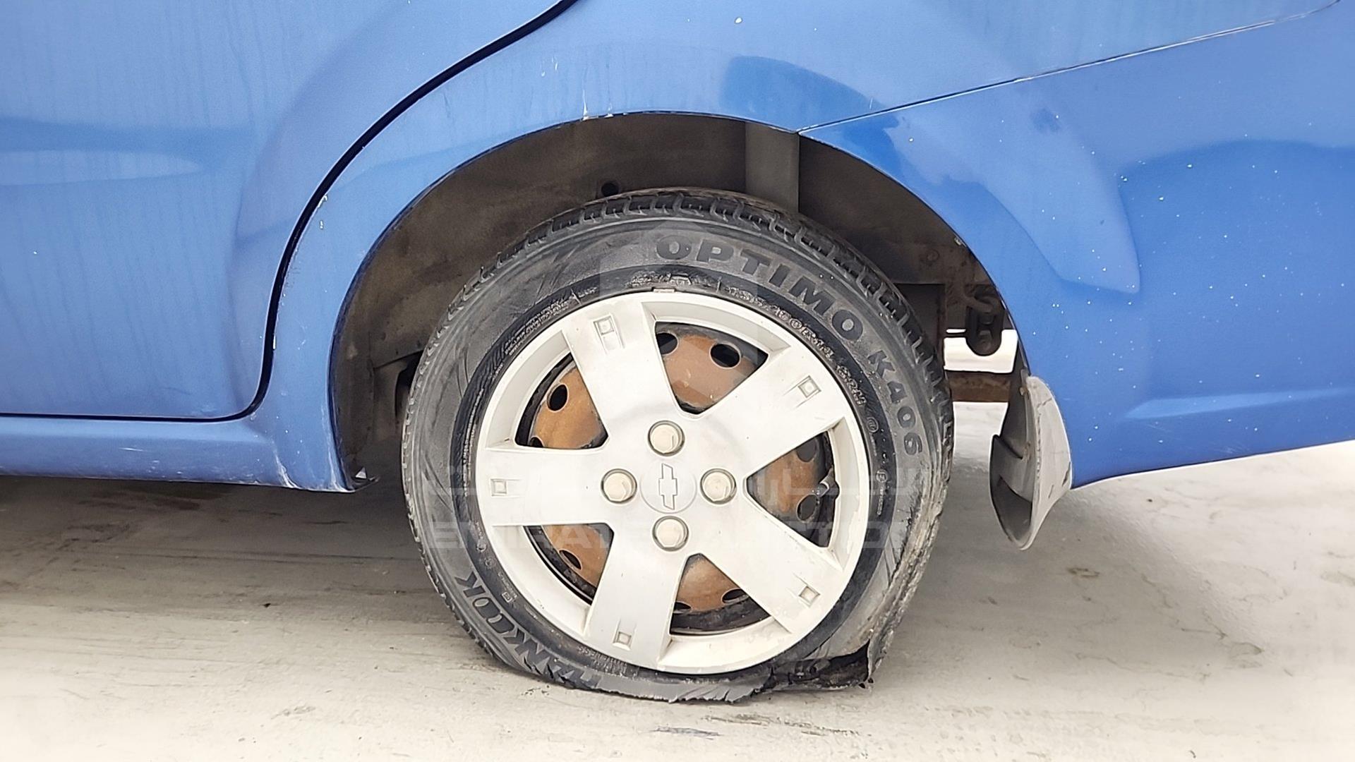 2007 CHEVROLET AVEO VIN: KL1TJ58737B016448