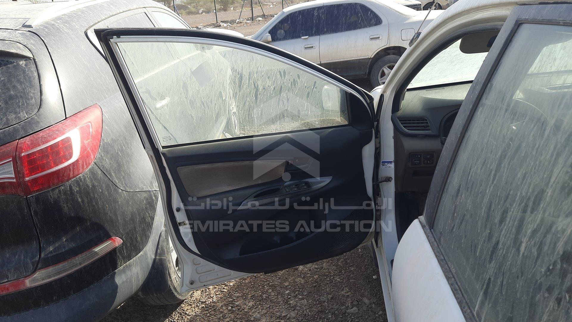 2016 TOYOTA AVANZA VIN: MHKMF53F8GK007067