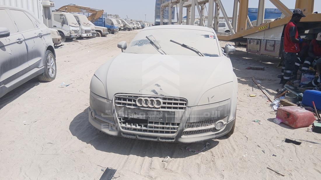 اودي تى تى 2008 — الزاوية الأمامية بالكامل — صورة 1
