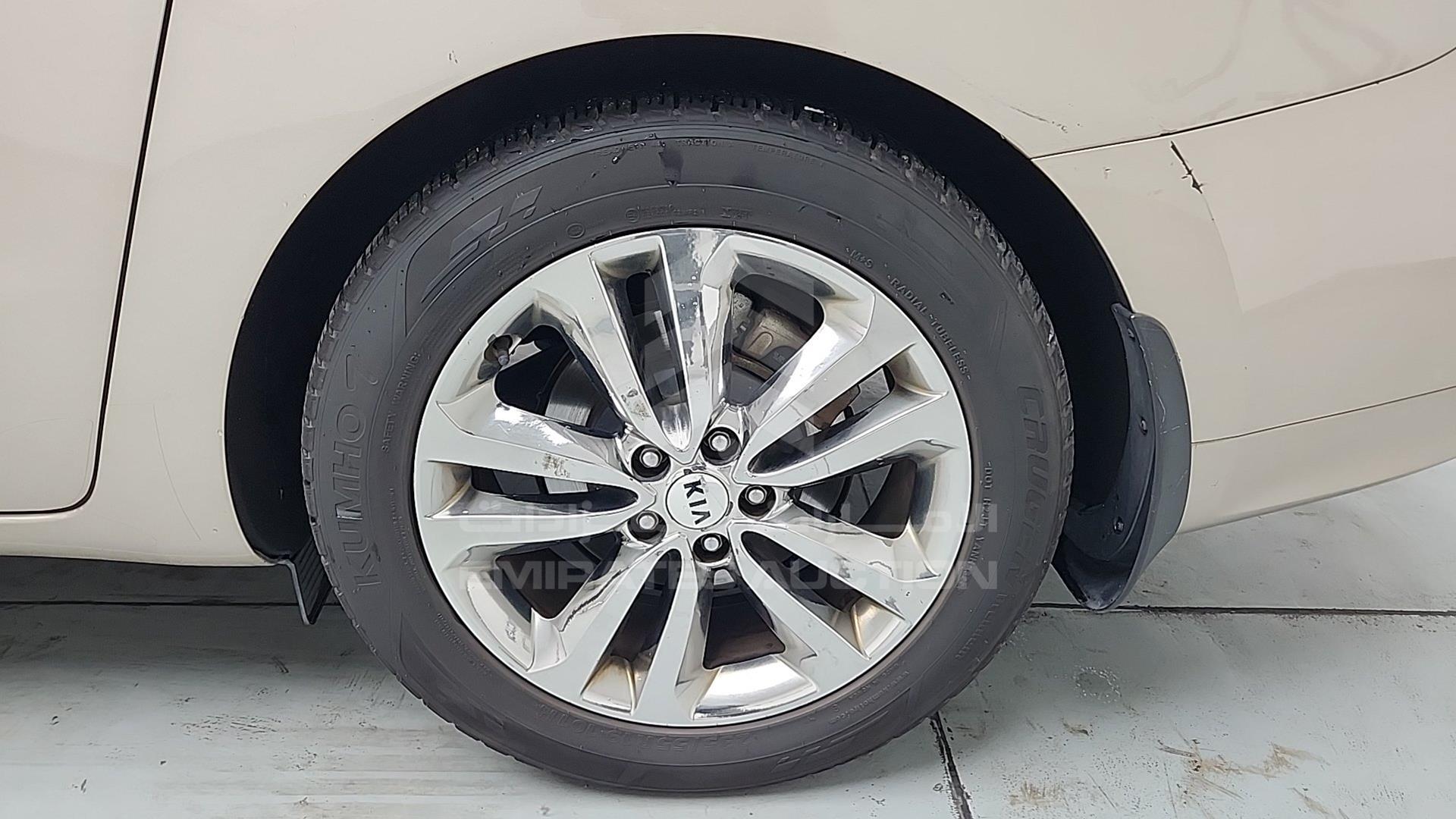 2016 KIA CARNIVAL VIN: KNAMC8121G6169908