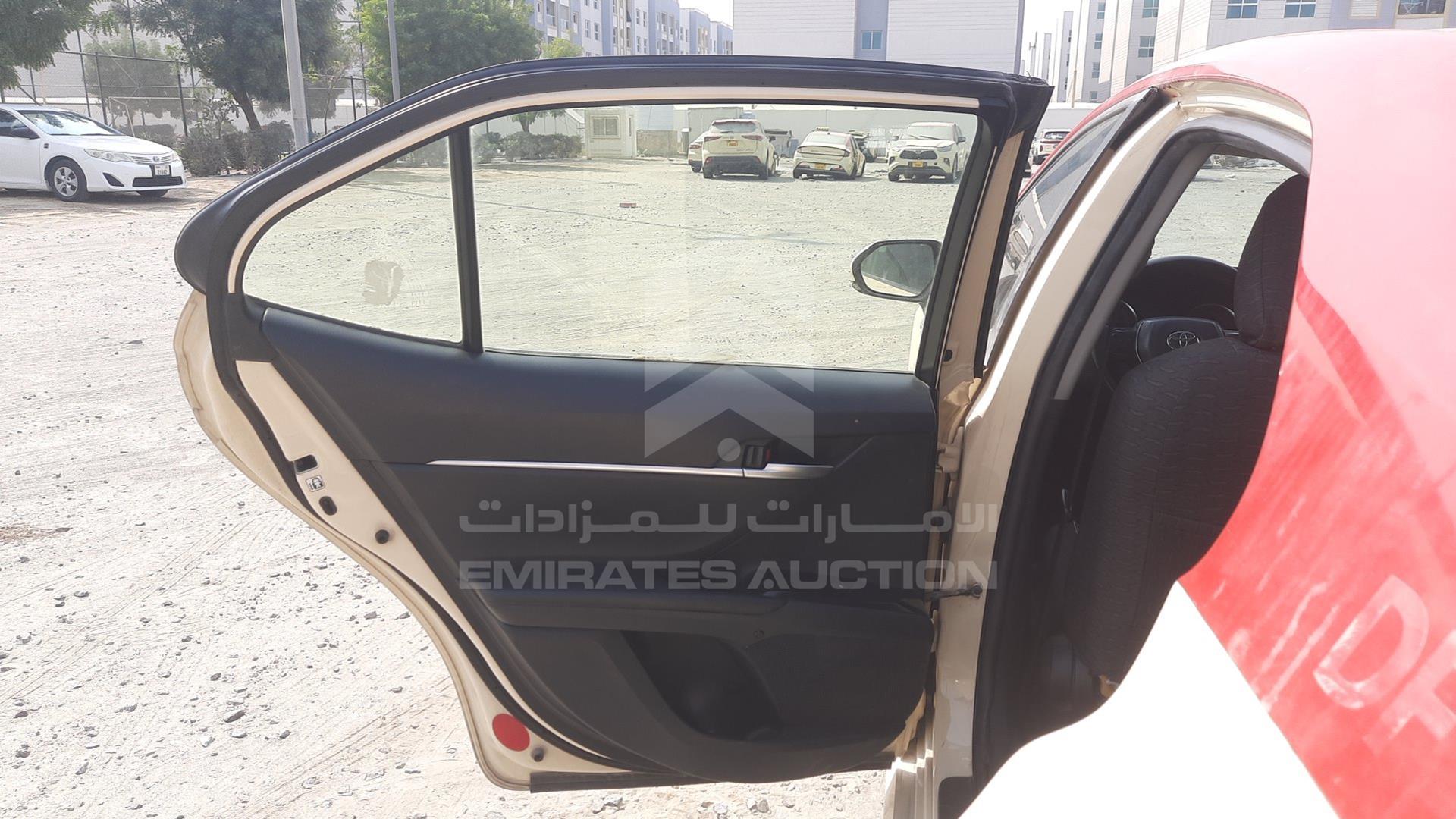 2018 TOYOTA CAMRY VIN: JTNB29HK4J3013391