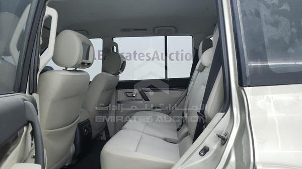 JMYLYV95WGJ723421 Mitsubishi Pajero
