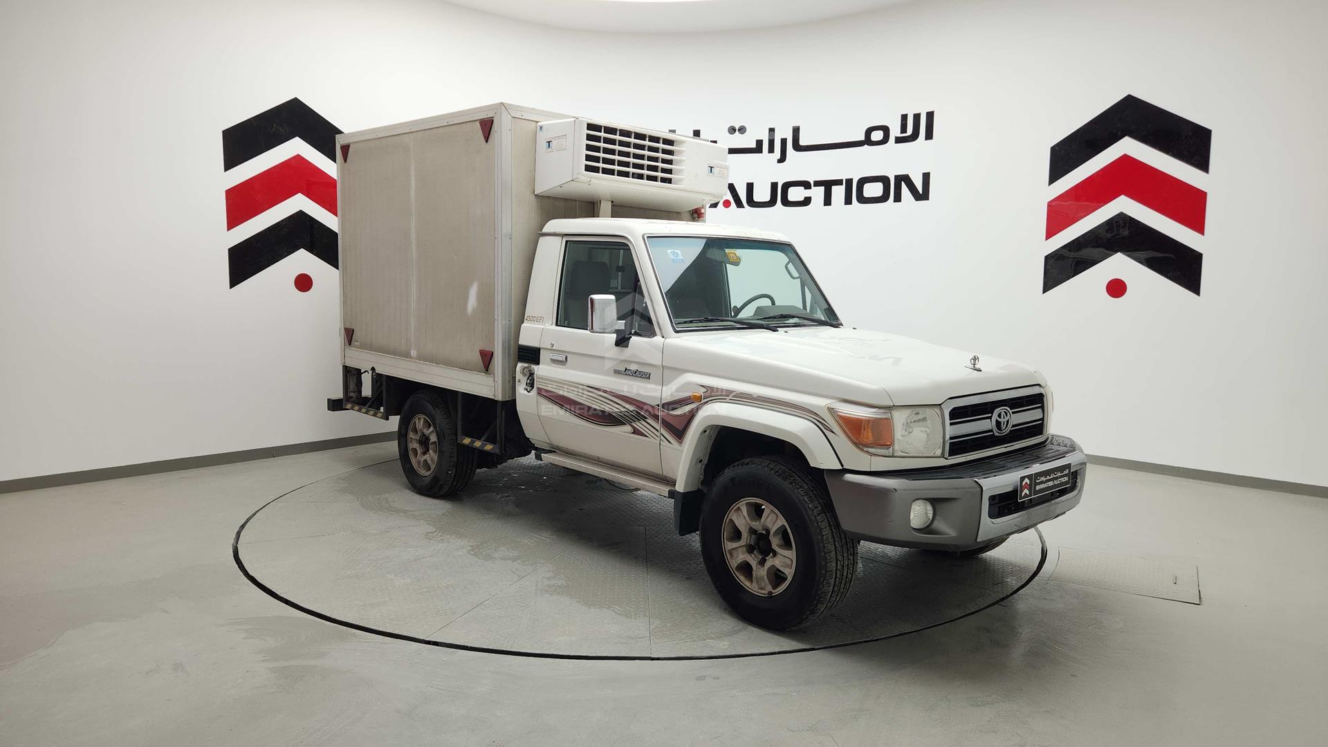 2008 TOYOTA LAND CRUISER PICKUP VIN: JTFLJ73J986042559
