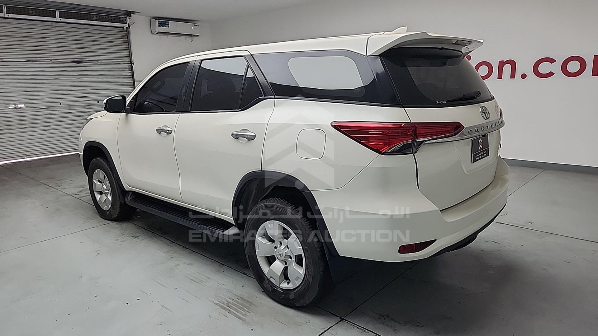 2019 TOYOTA FORTUNER VIN: MHFDX8FS8K0099890