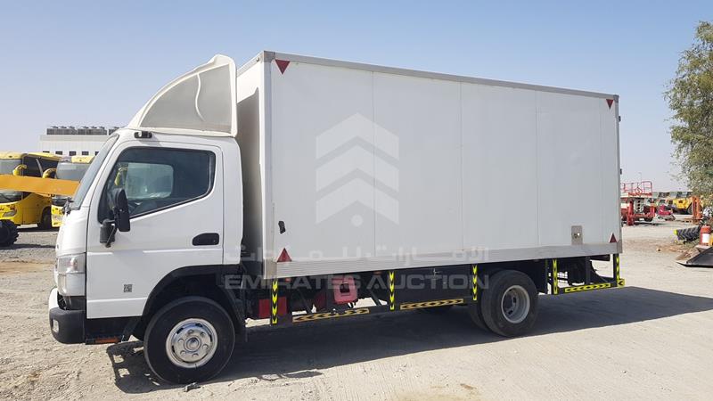 MEC212DP5LP043326 Auction: EmiratesAuction Lot: 403553 MEC212DP5LP043326 Mitsubishi Canter 2020 WHITE Photo 1
