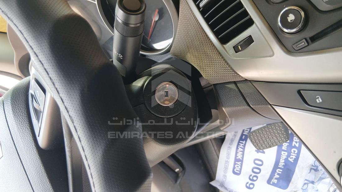 2012 Chevrolet Cruze — Keys — Photo 4