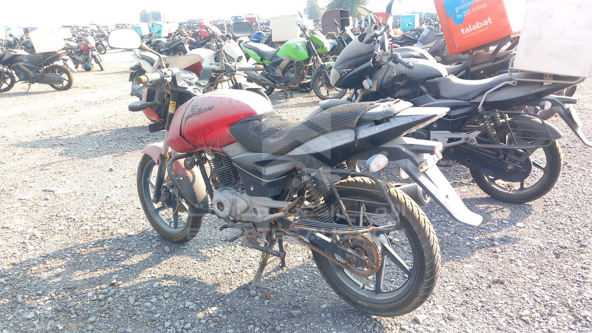 0 BAJAJ PULSAR 150 VIN: MD2A11CZ1CCE80812