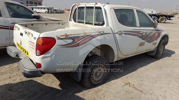 MMBJNKB408D030521 Mitsubishi L 200
