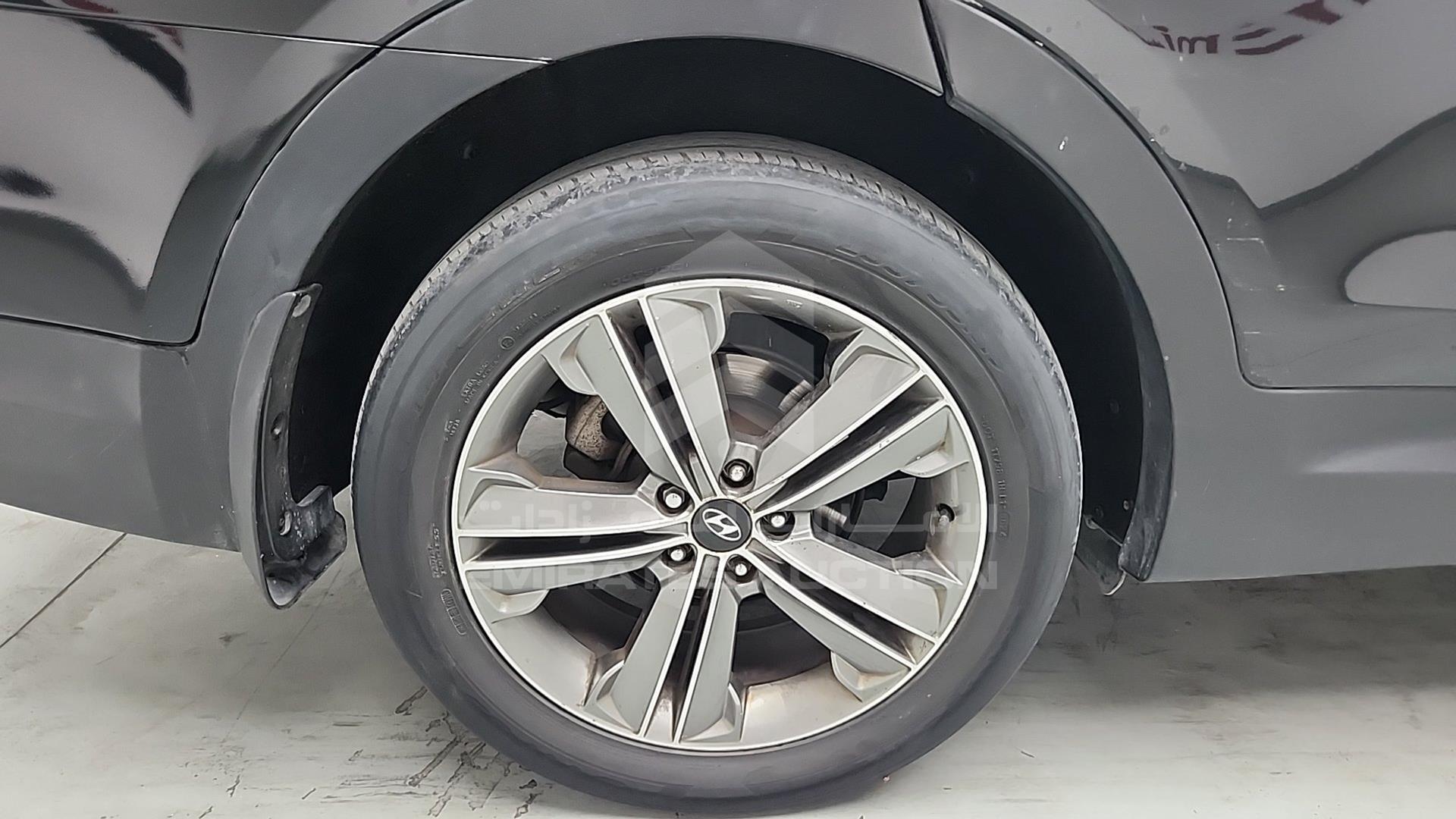 2014 HYUNDAI SANTA FE VIN: KMHSN81E5EU030447
