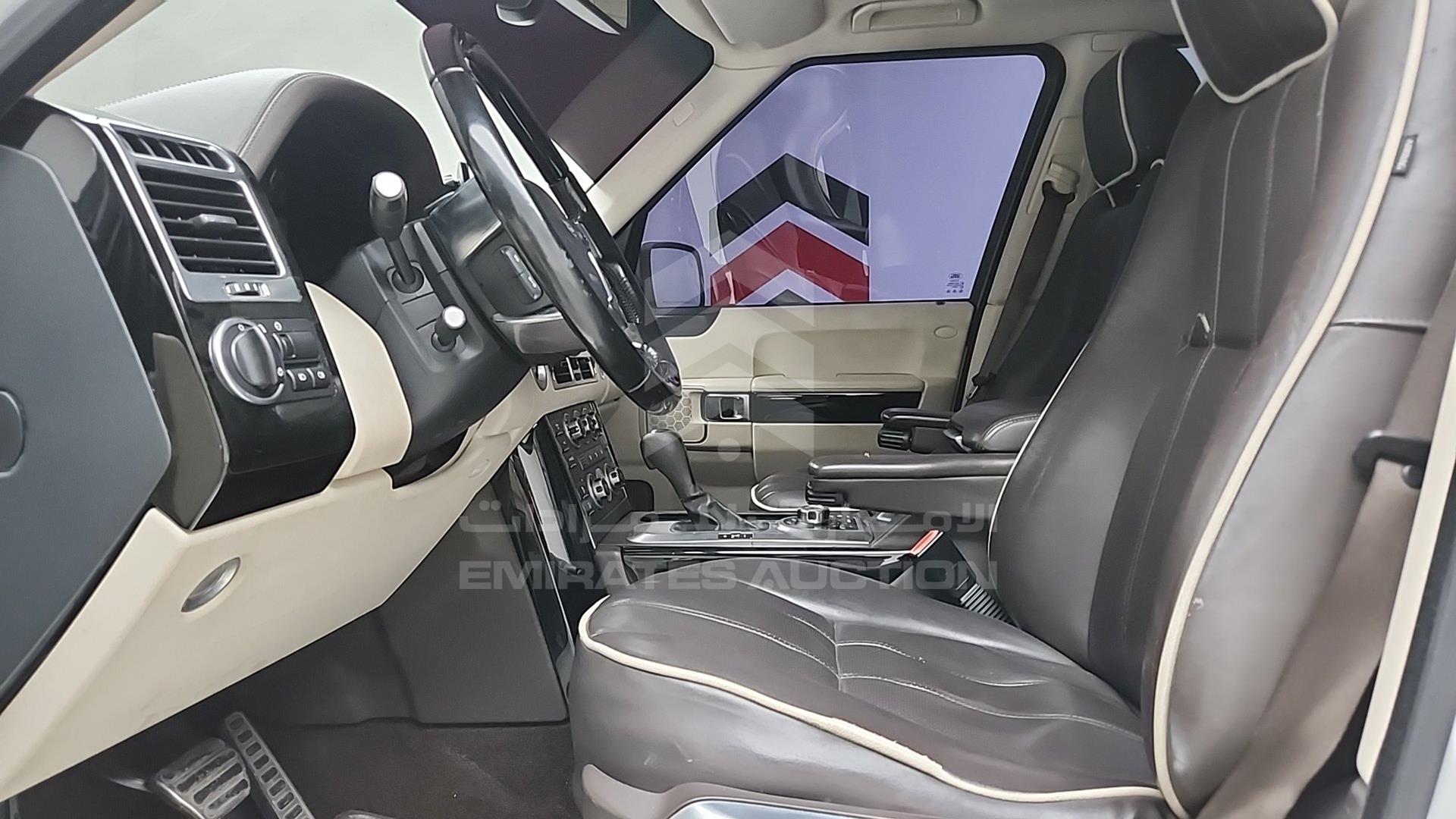 2011 RANGE ROVER --- VIN: SALLMAME4BA335303