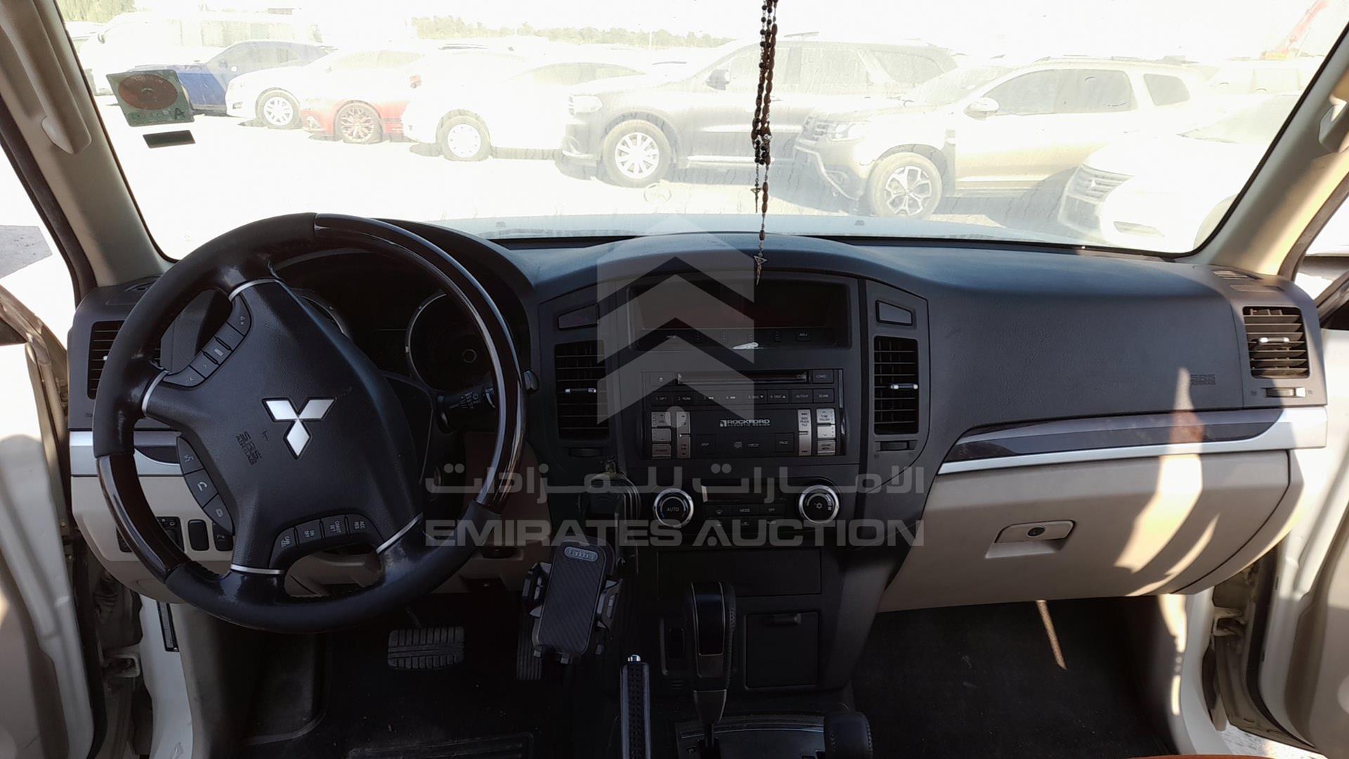 2013 MITSUBISHI PAJERO VIN: JMYLRV95WDJ702310
