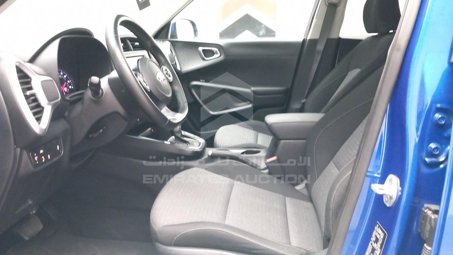 2020 KIA SOUL VIN: KNDJ63AU6L7110925