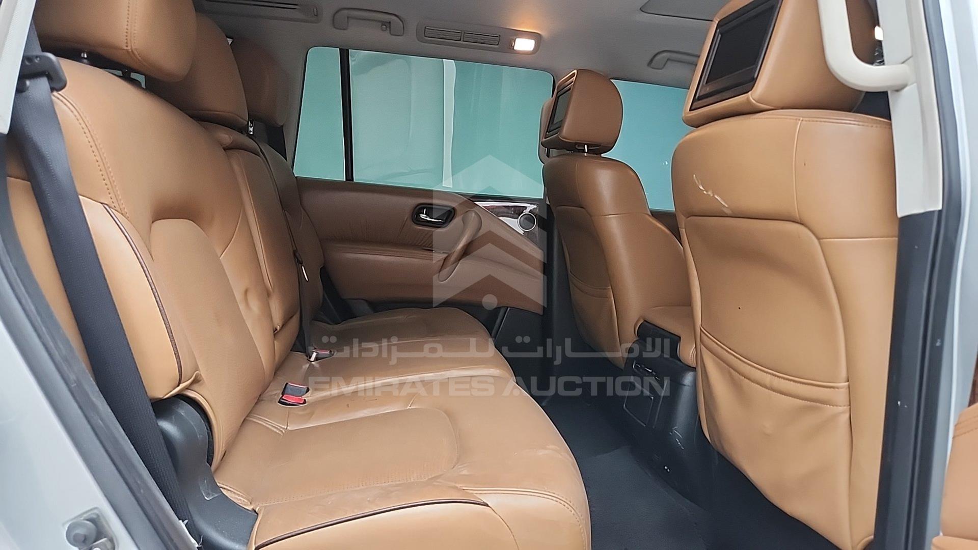 2017 NISSAN PATROL VIN: JN8AY2NYXH9306898