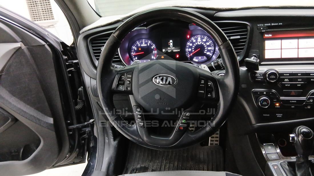 2013 Kia Optima — Steering & Mounted Controls — Photo 17