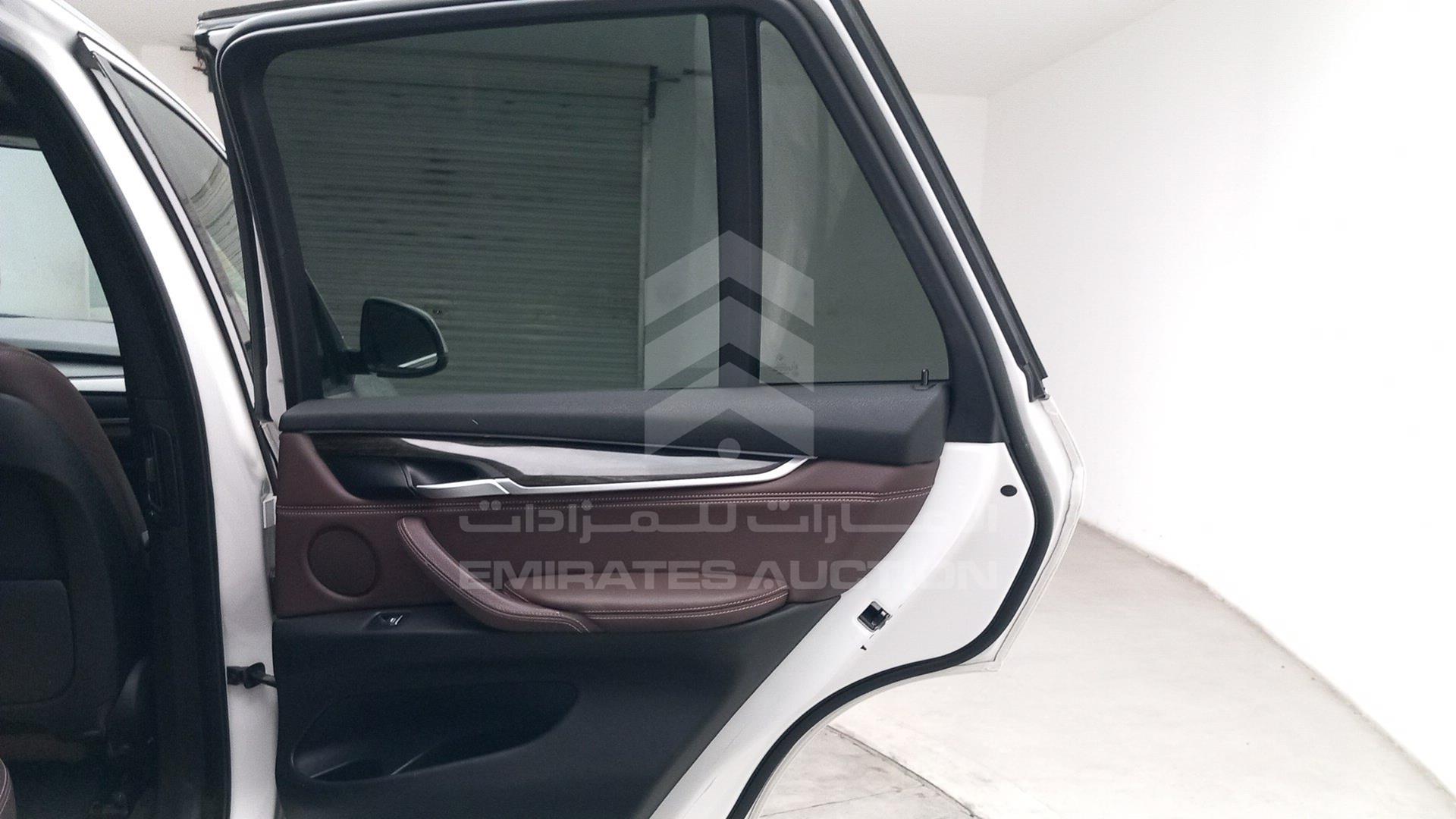 2018 BMW X5 VIN: 5UXKT0C59J0V98838
