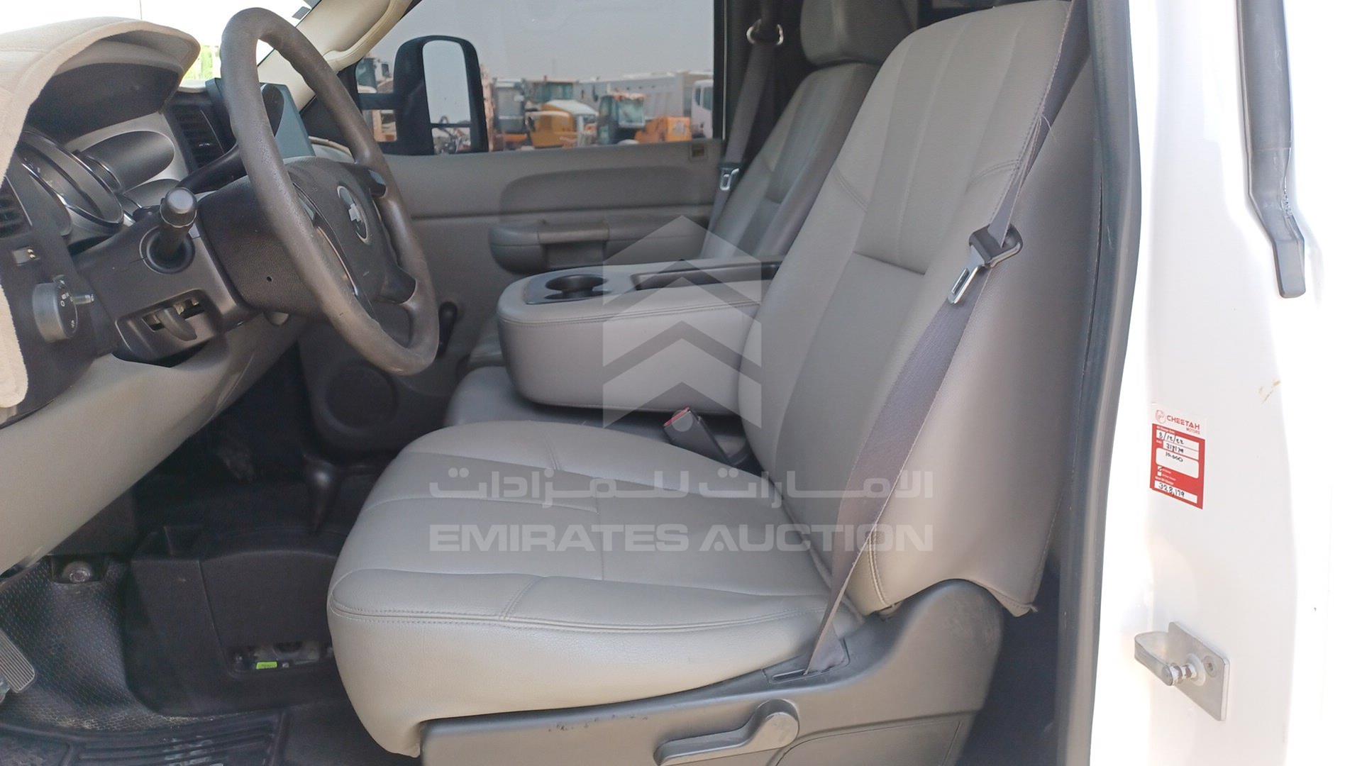 2008 CHEVROLET SILVERADO VIN: 1GCHK24K58E105295